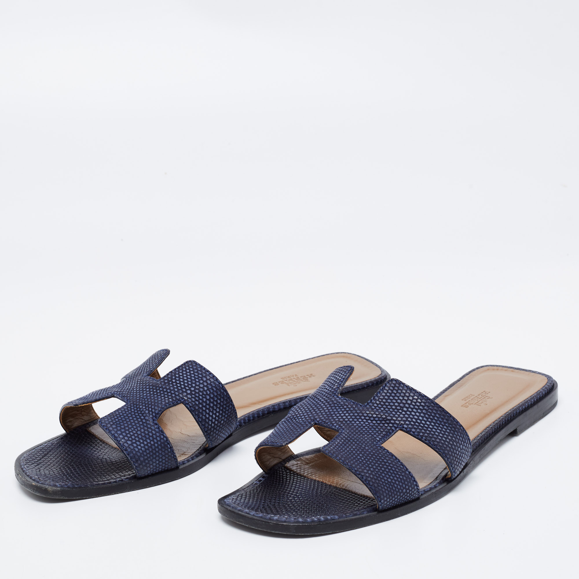 

Hermes Navy Blue Lizard Leather Oran Flat Slide Sandals Size