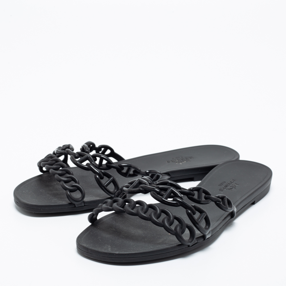 

Hermes Black Rubber D'ancre Chaine Rivage Flat Slides Size