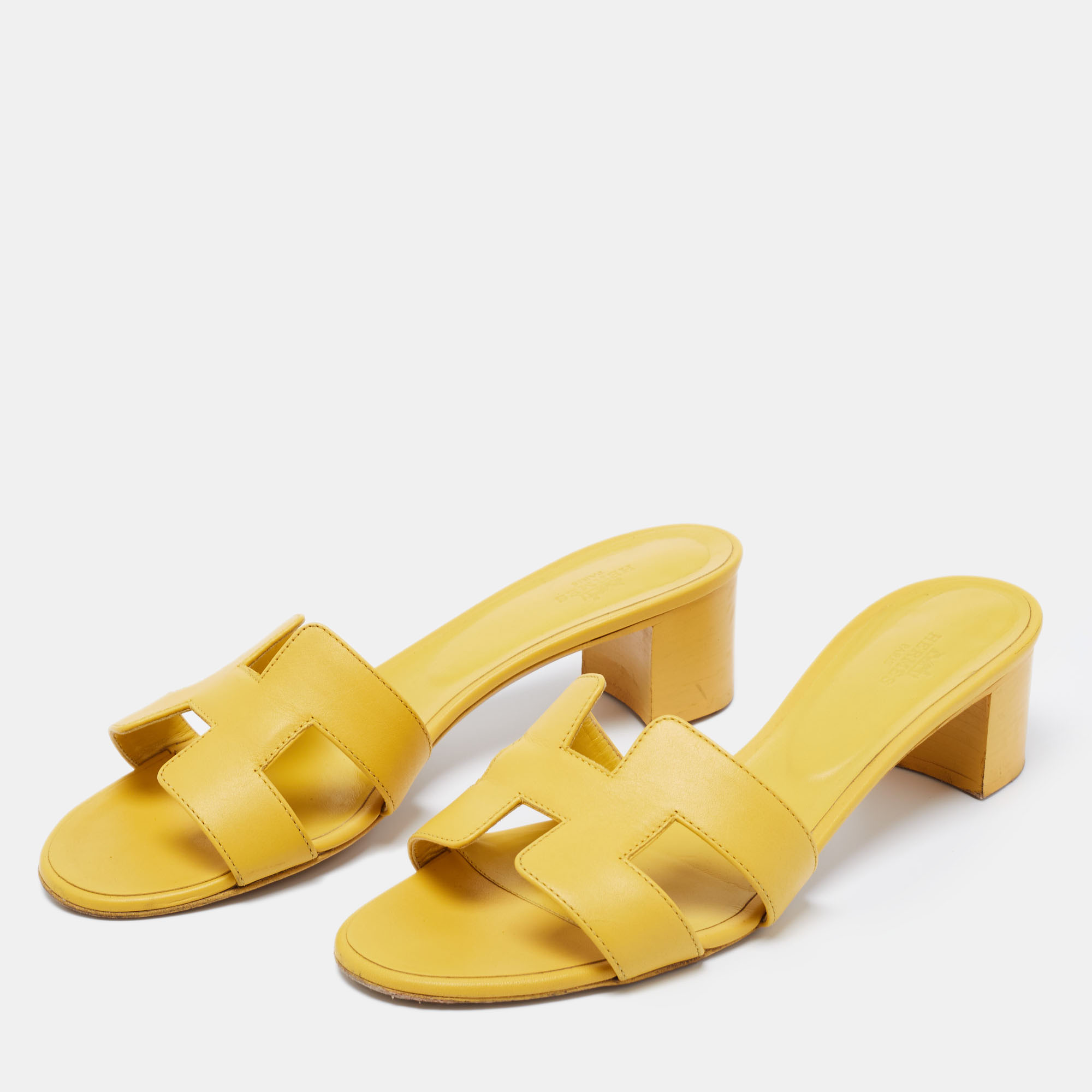 

Hermes Yellow Leather Oasis Slide Sandals Size