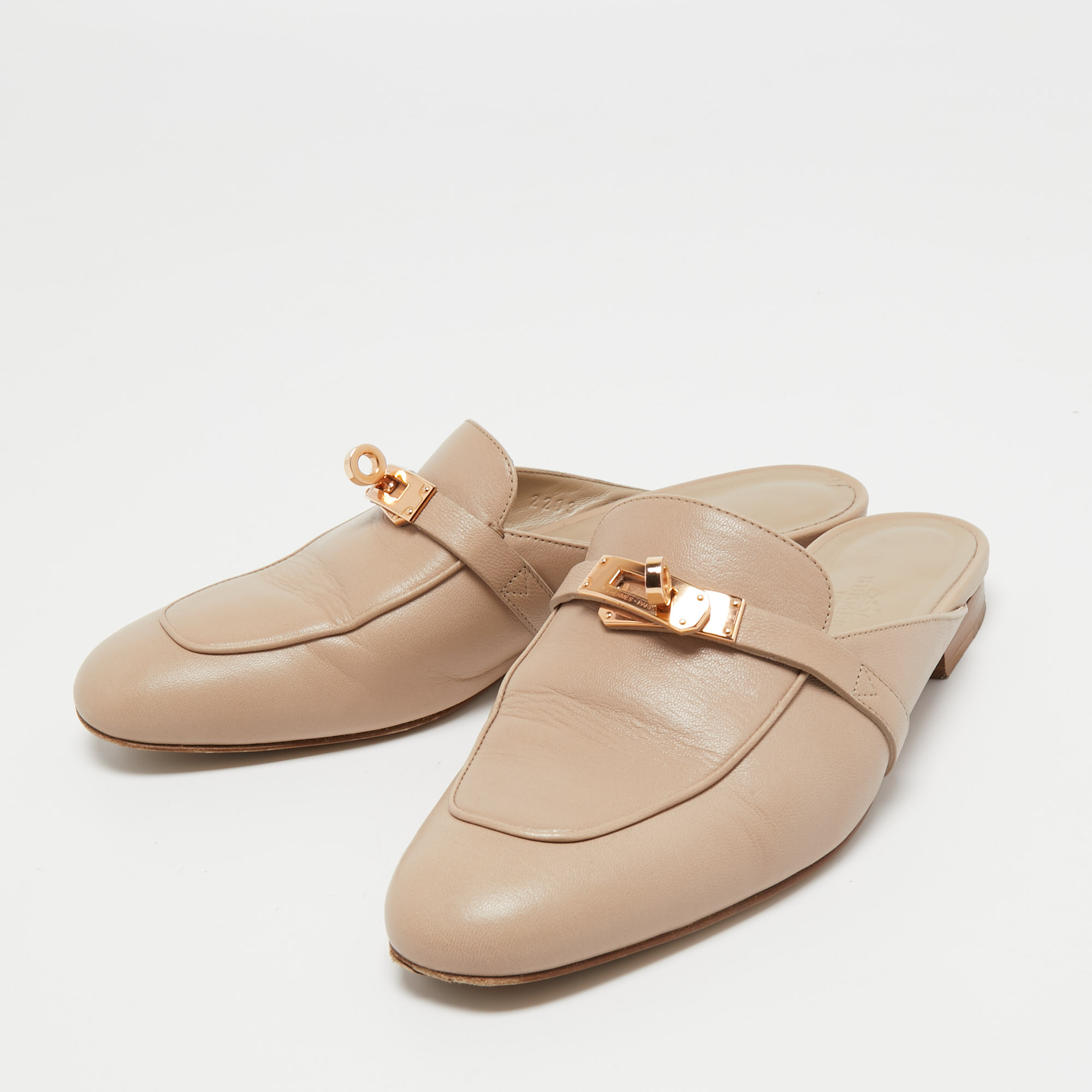 

Hermes Beige Leather Oz Mule Sandals Size