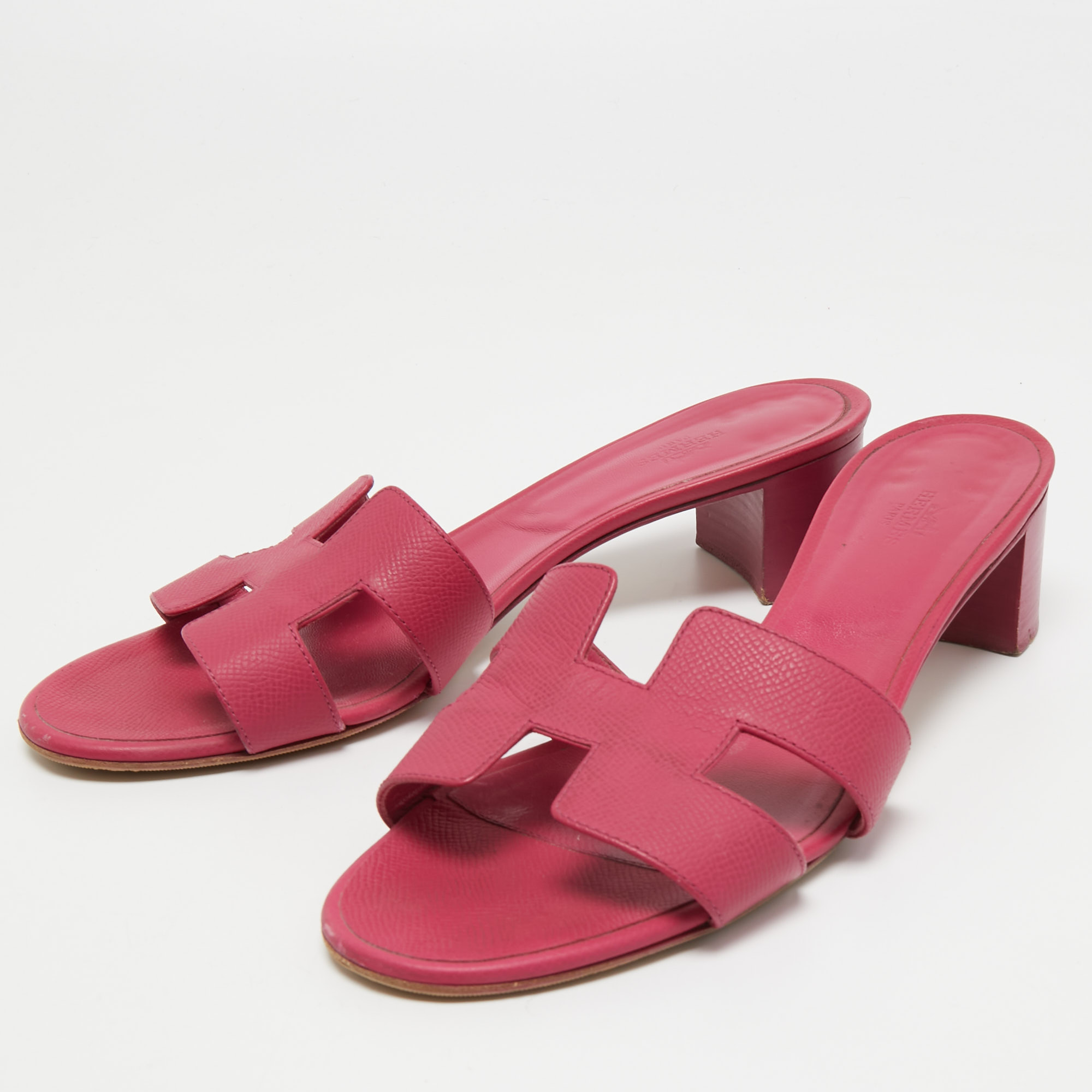 

Hermes Pink Leather Oasis Slide Sandals Size