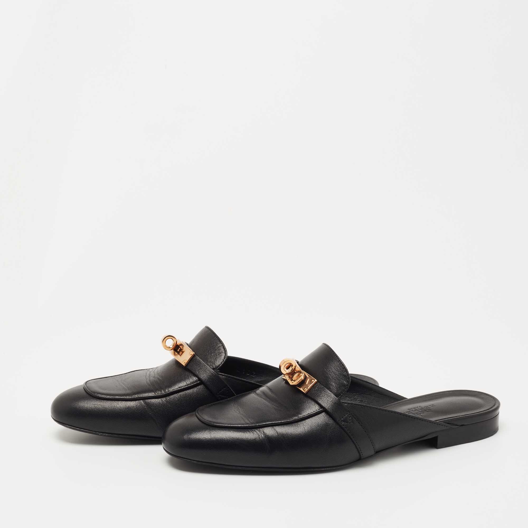 

Hermes Black Leather Oz Mules Size