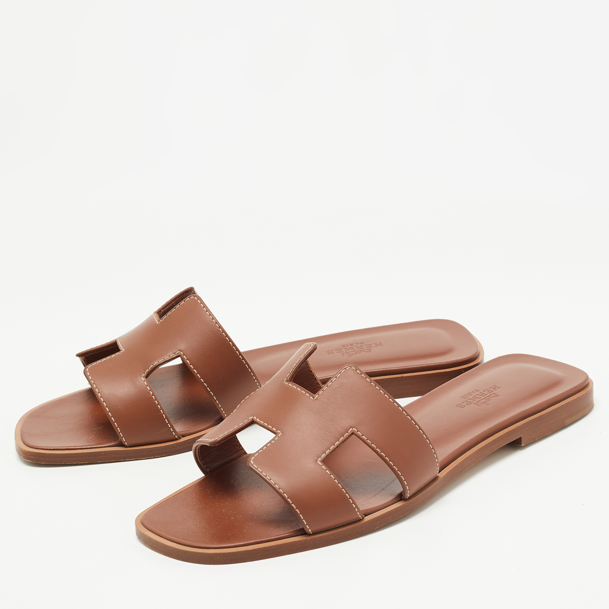 

Hermes Brown Leather Oran Flat Slides Size