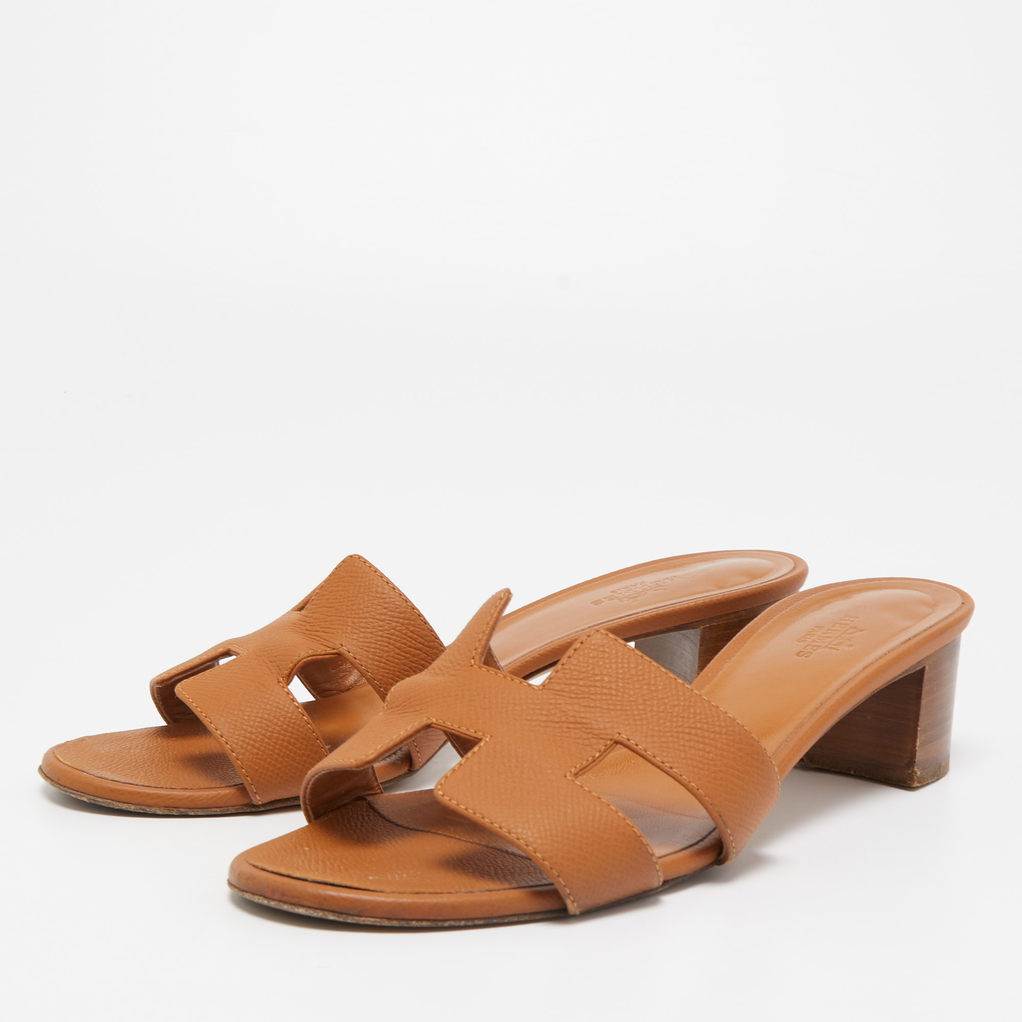 

Hermes Tan Leather Oasis Slide Sandals Size