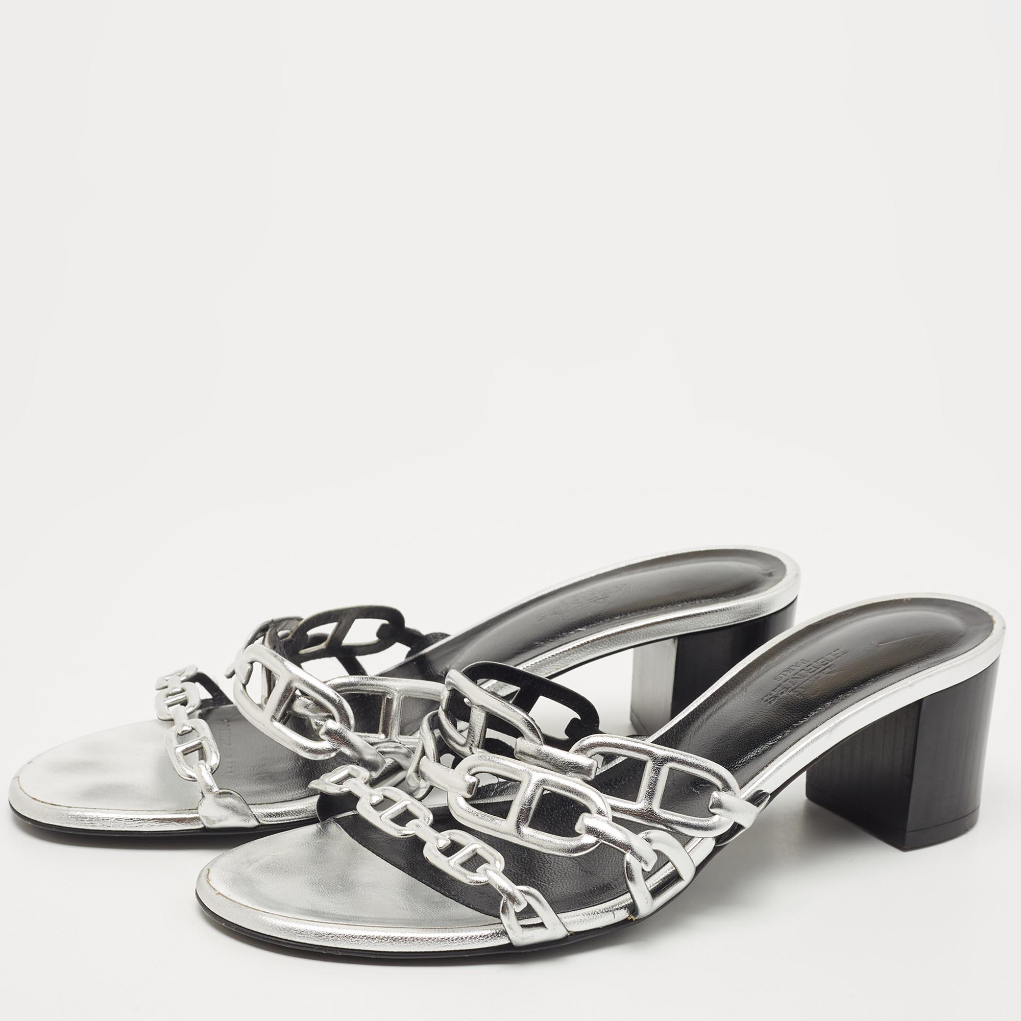 

Hermès Silver Leather Tandem Slide Sandals Size