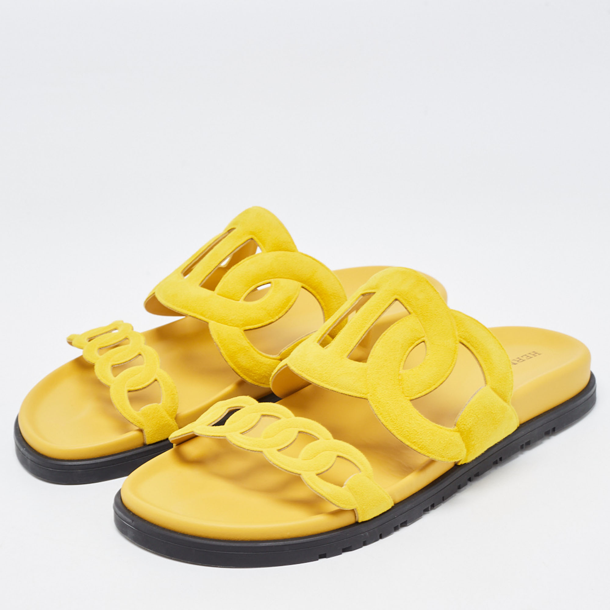 

Hermes Yellow Suede Extra Sandals Size