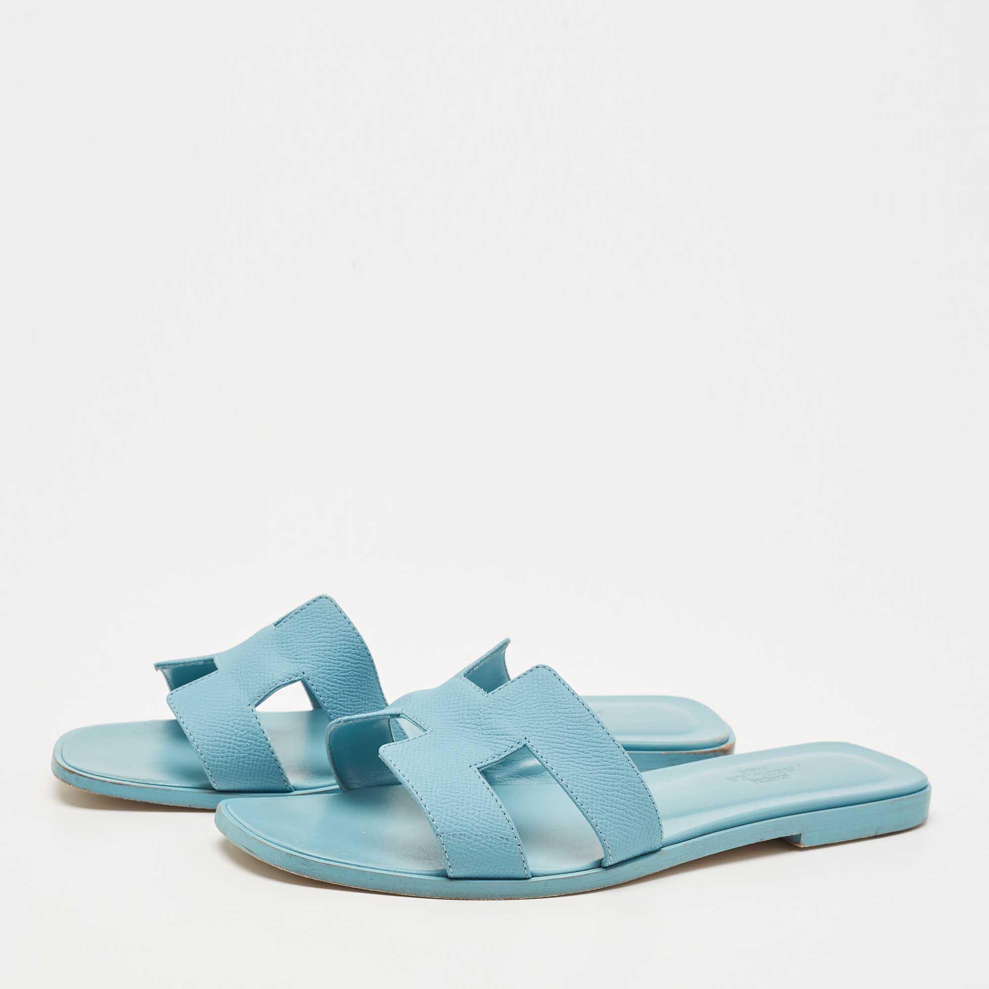 

Hermes Blue Leather Oran Sandals Size