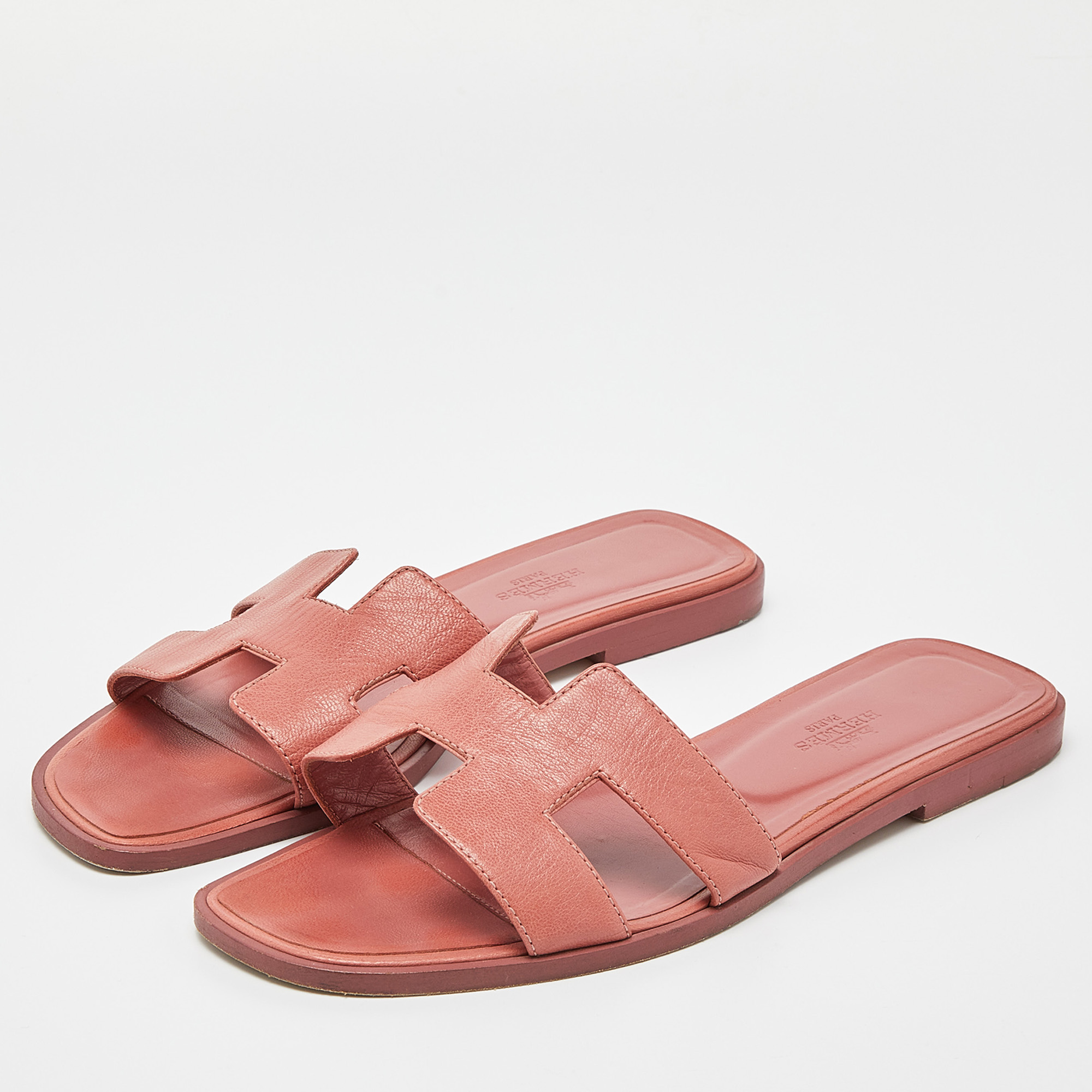 

Hermes Peach Leather Oran Flat Slides Size, Orange