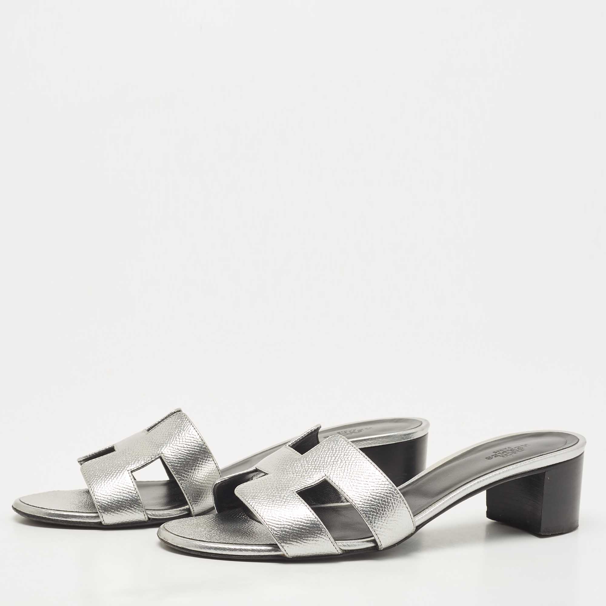 

Hermes Silver Leather Oasis Slide Sandals Size