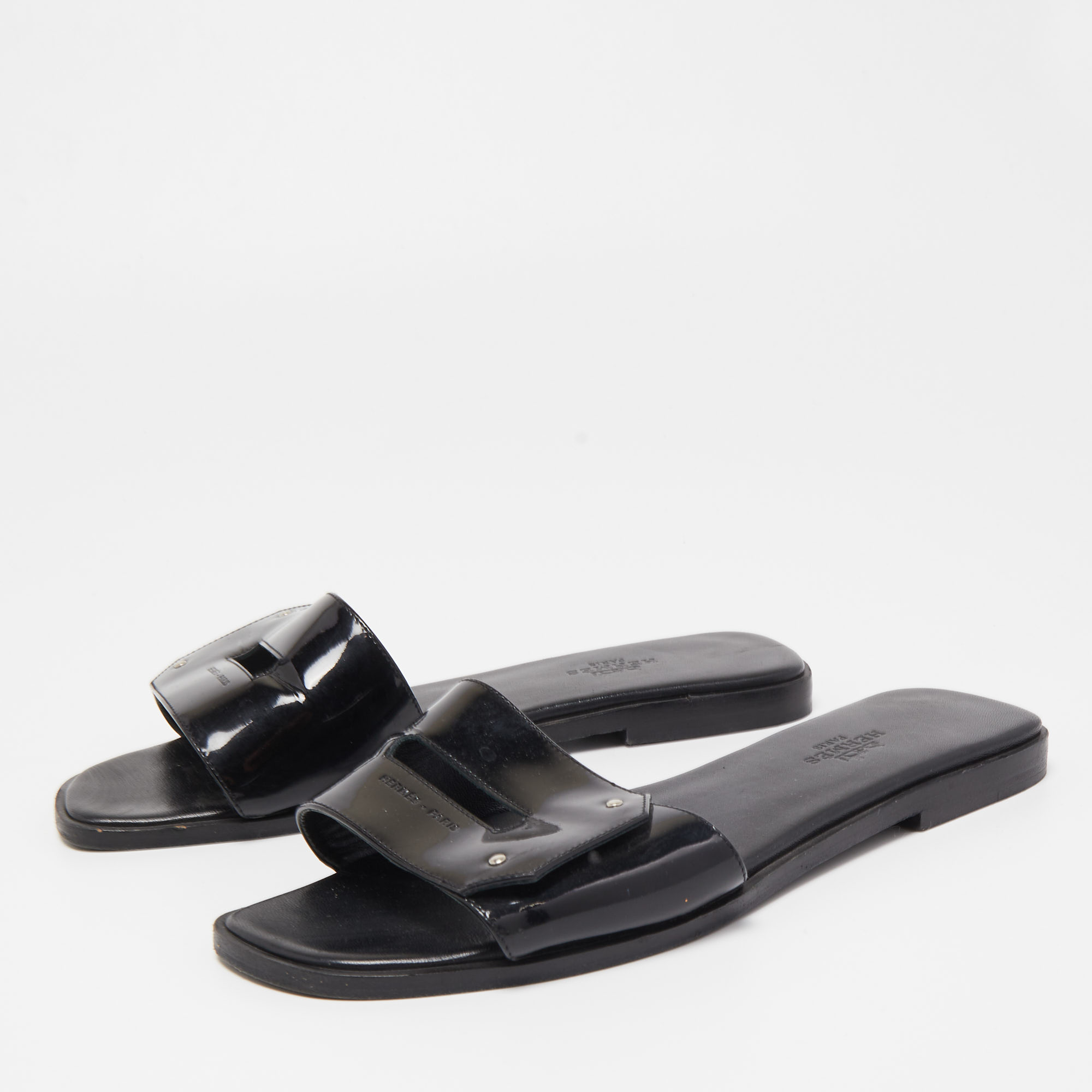 

Hermes Black Patent Leather View Flat Slides Size