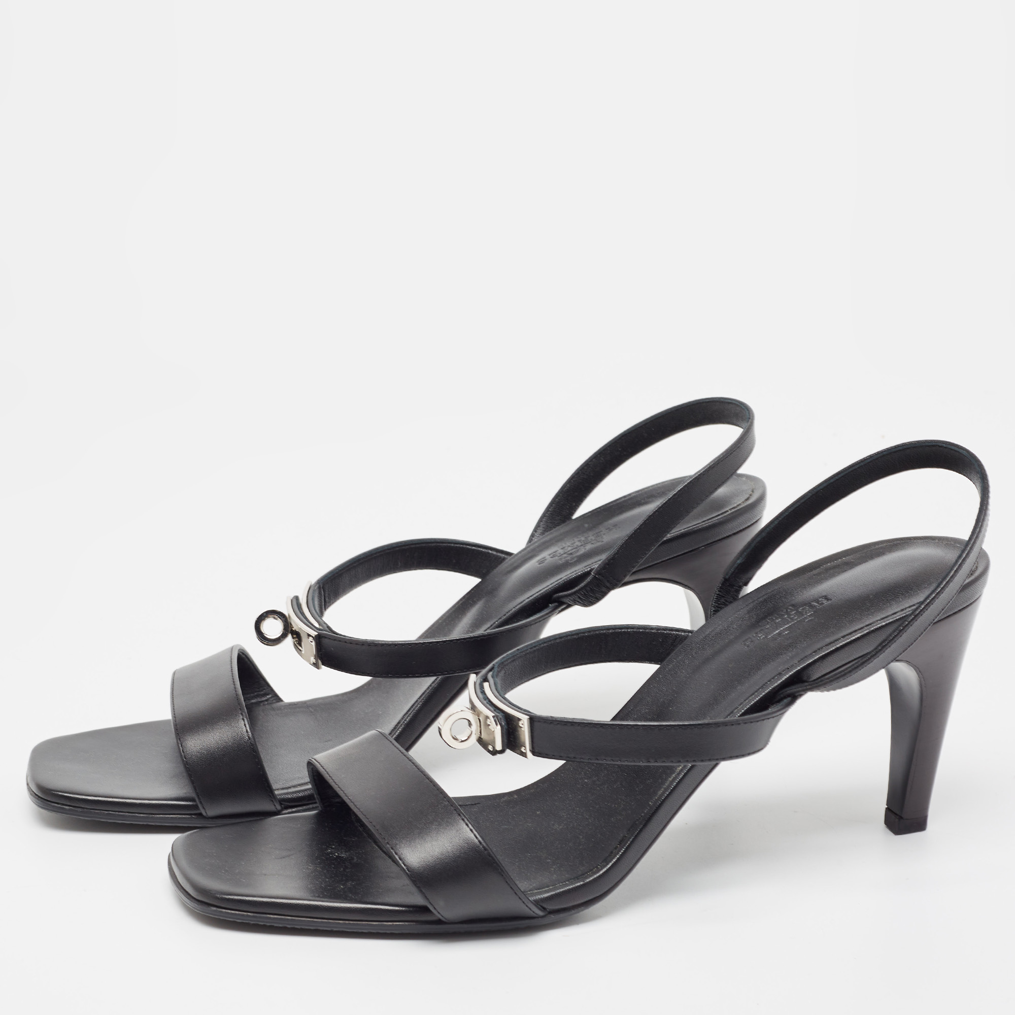 

Hermes Black Leather Glamour Slingback Sandals Size