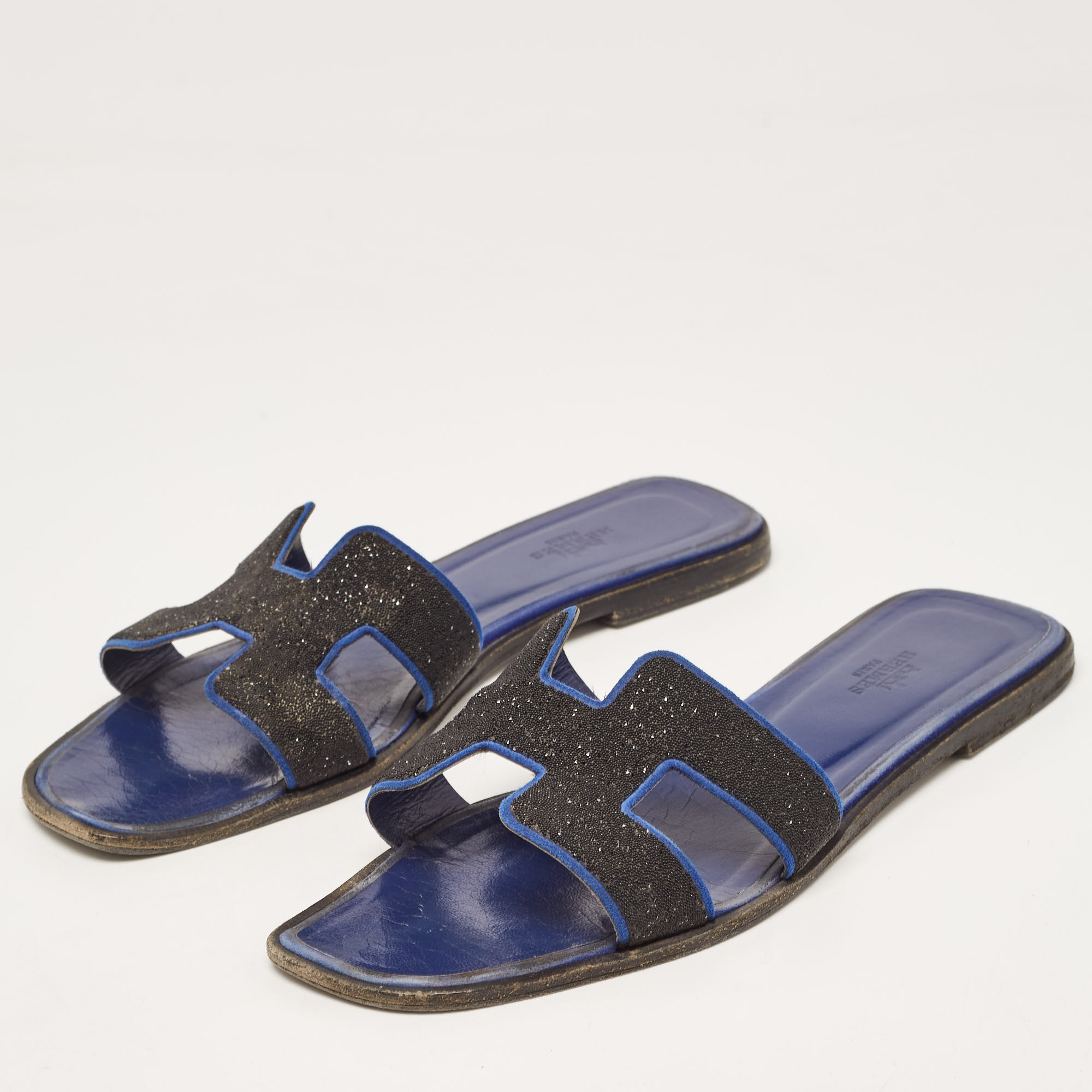 

Hermes Black/Blue Suede Crystal Embellished Oran Flat Slides Size