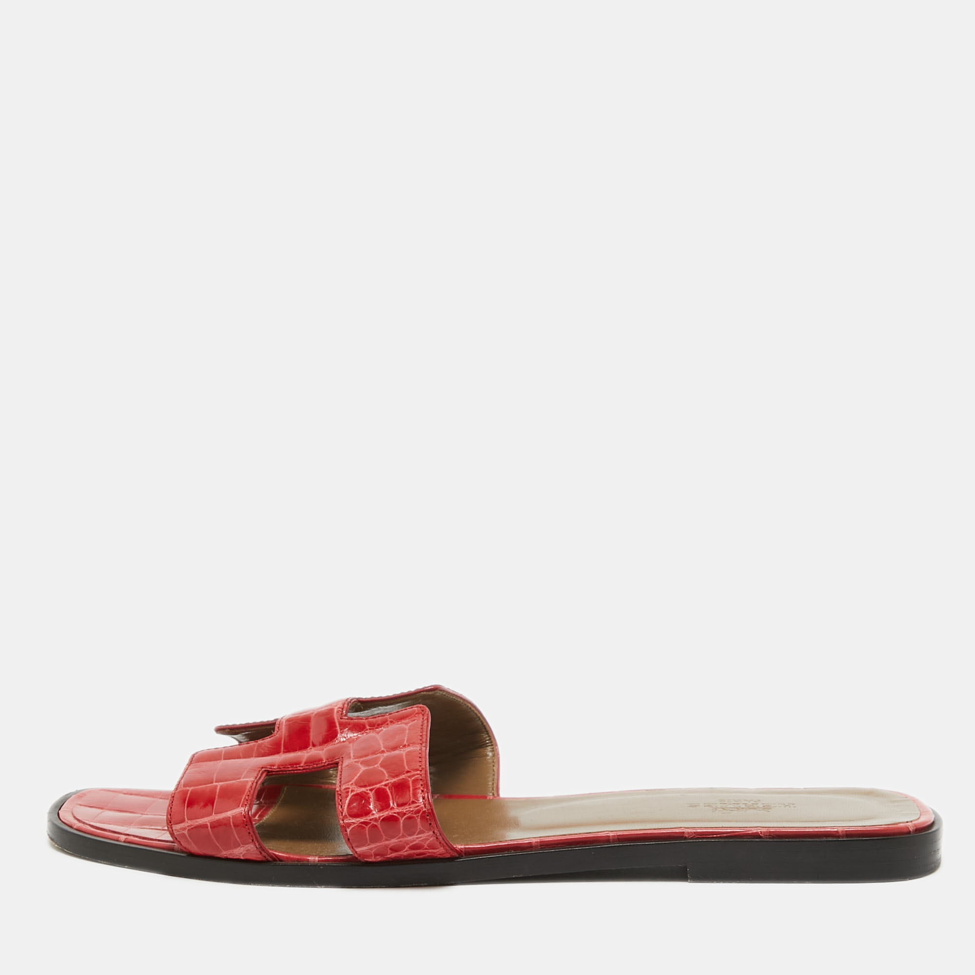 

Hermes Red Alligator Oran Flat Slides Size