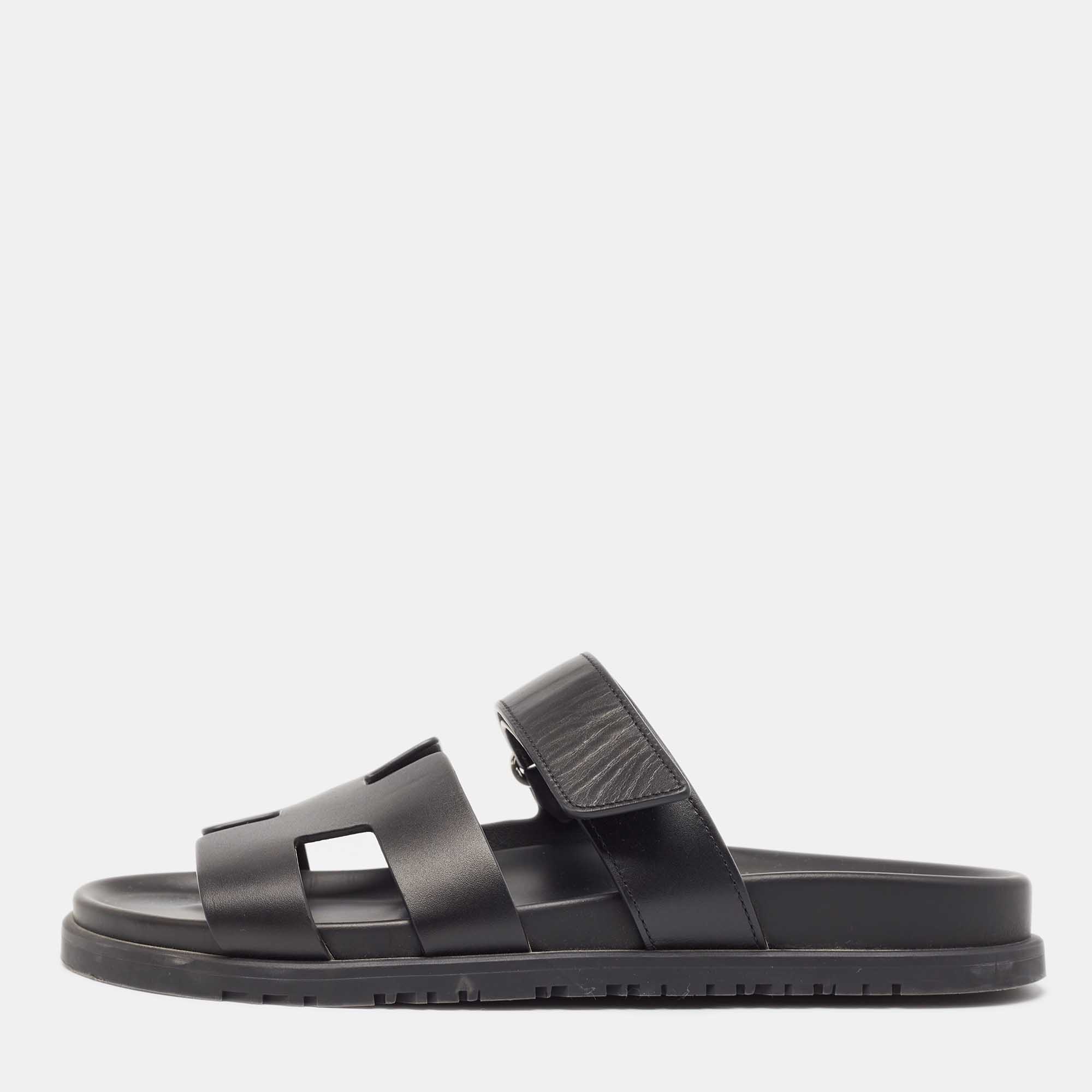 

Hermes Black Leather Chypre Sandals Size