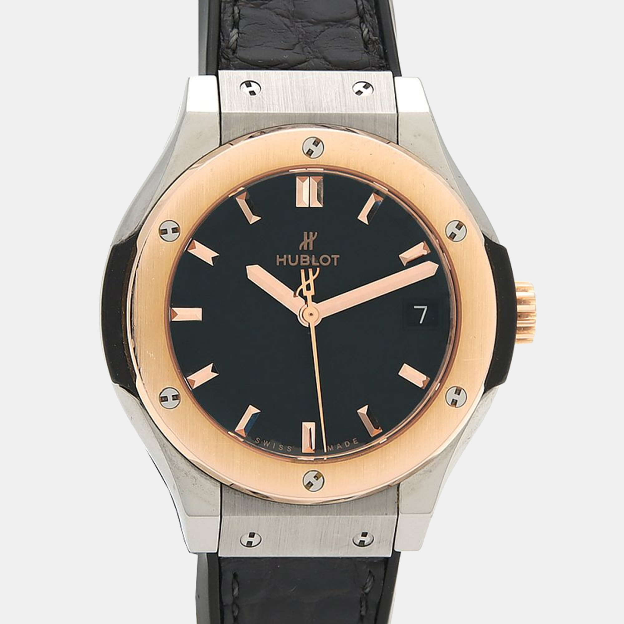 

Hublot Classic Fusion Quartz 18k Rose Gold Titanium Women's Wristwatch 33 mm, Black