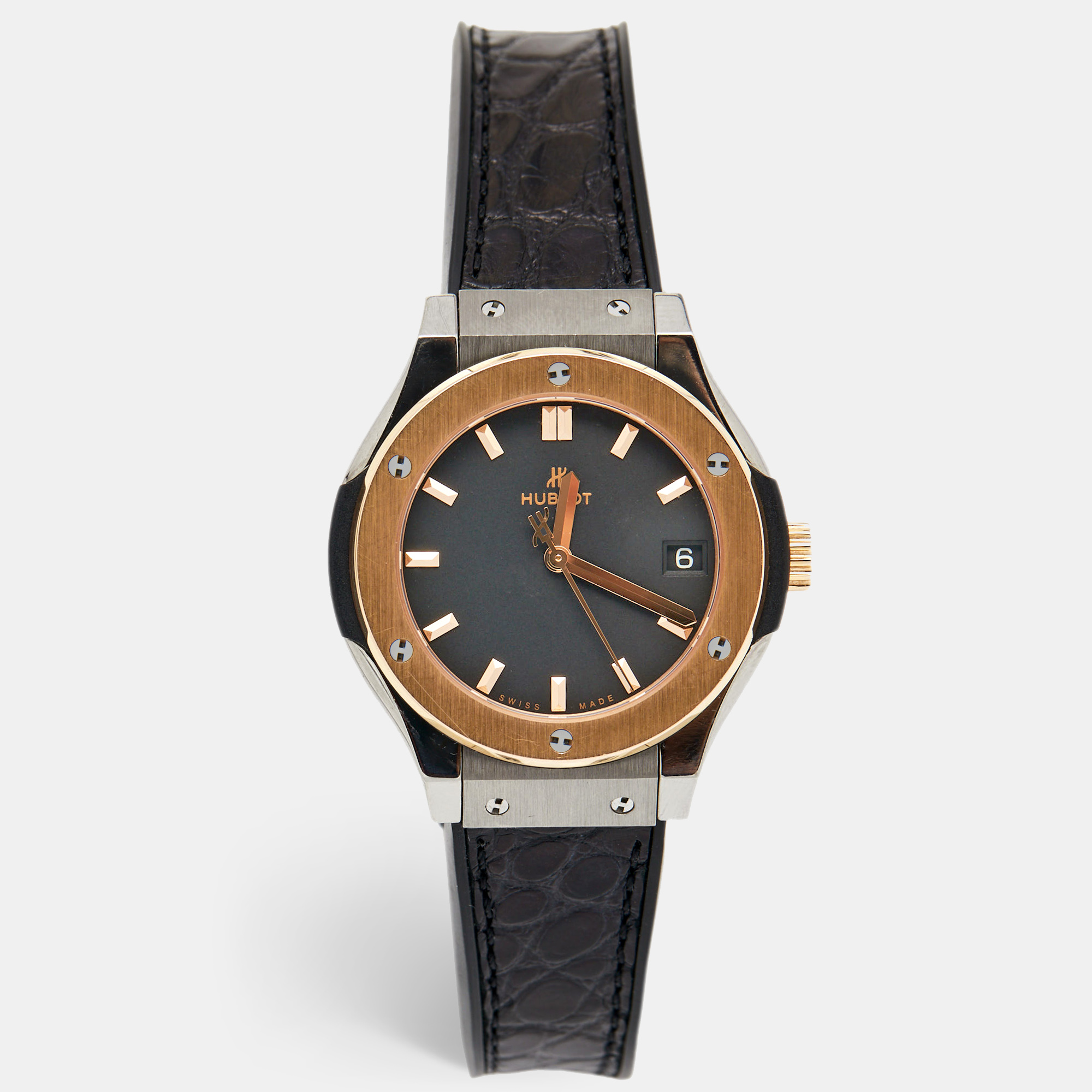 Hublot Black 18K Rose Gold Titanium Rubber Classic Fusion 581.NO.1181.RX Women's Wristwatch 33 mm