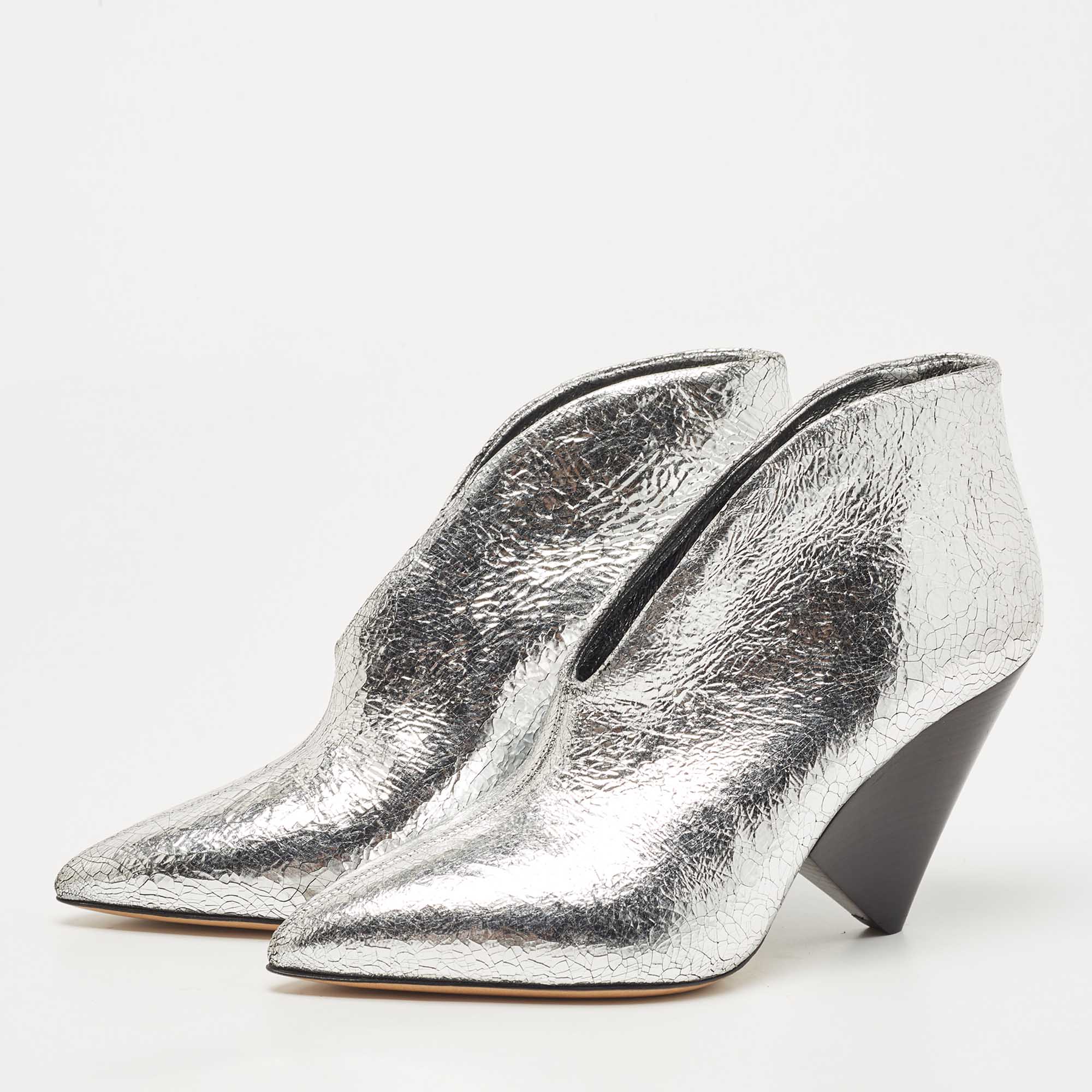 

Isabel Marant Silver Foil Textured Leather Adenn Ankle Booties Size