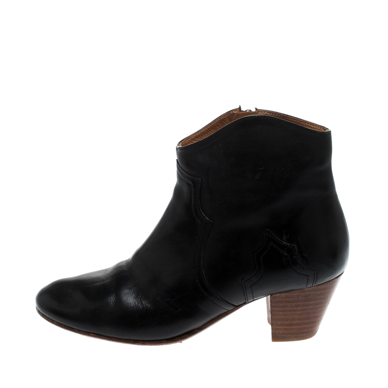 

Isabel Marant Black Leather Dicker Ankle Boots Size
