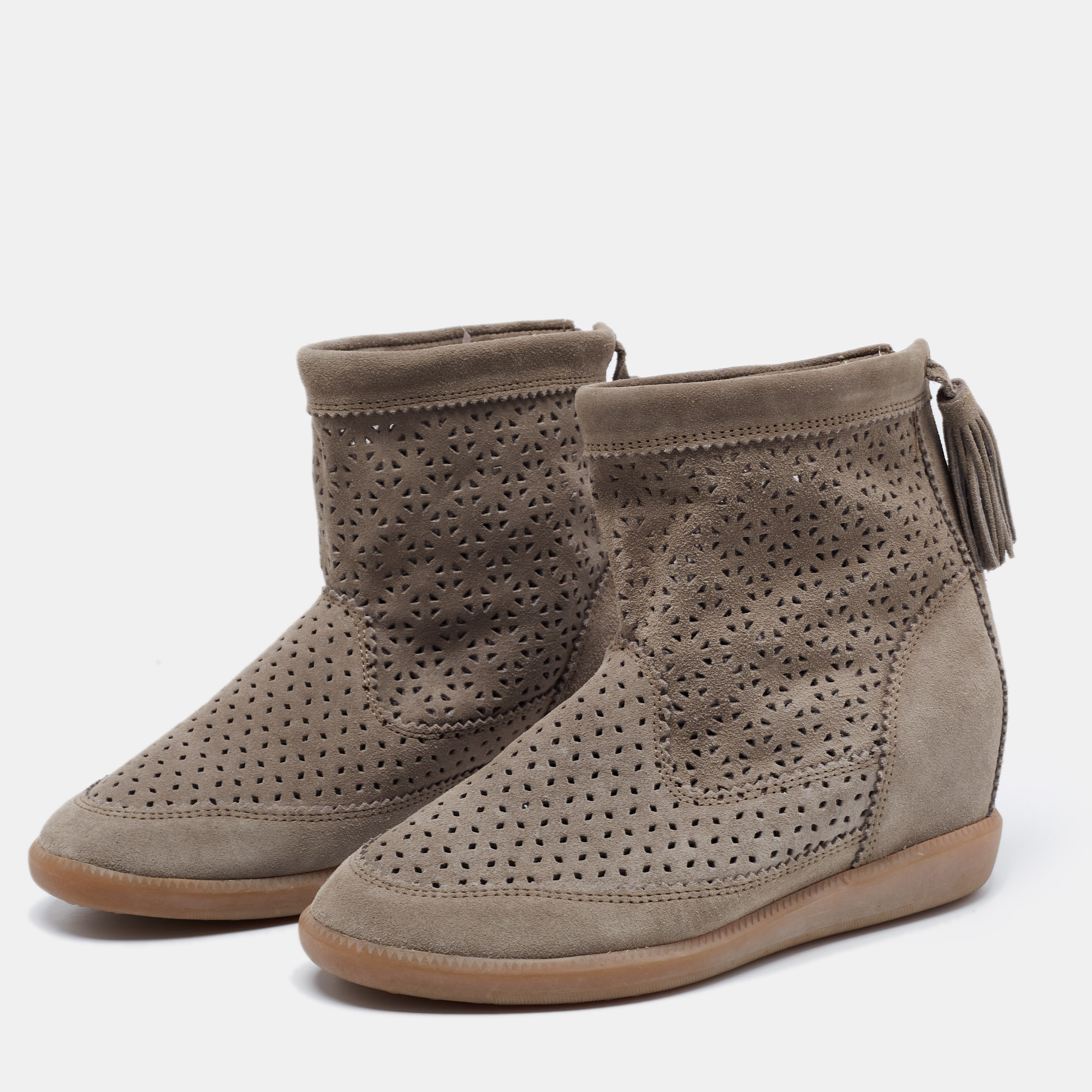 

Isabel Marant Grey Suede Ankle Length Boots Size