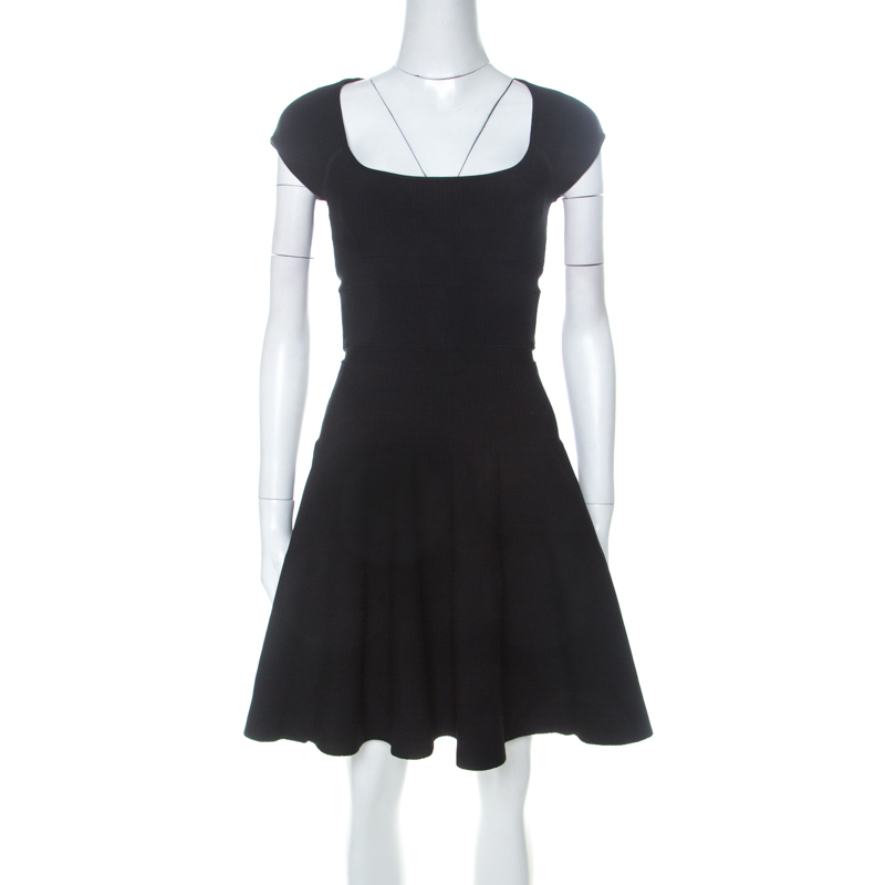 Buy Issa Black Ribbed Cap Sleeve Short Dress S 225017 at best price | TLC