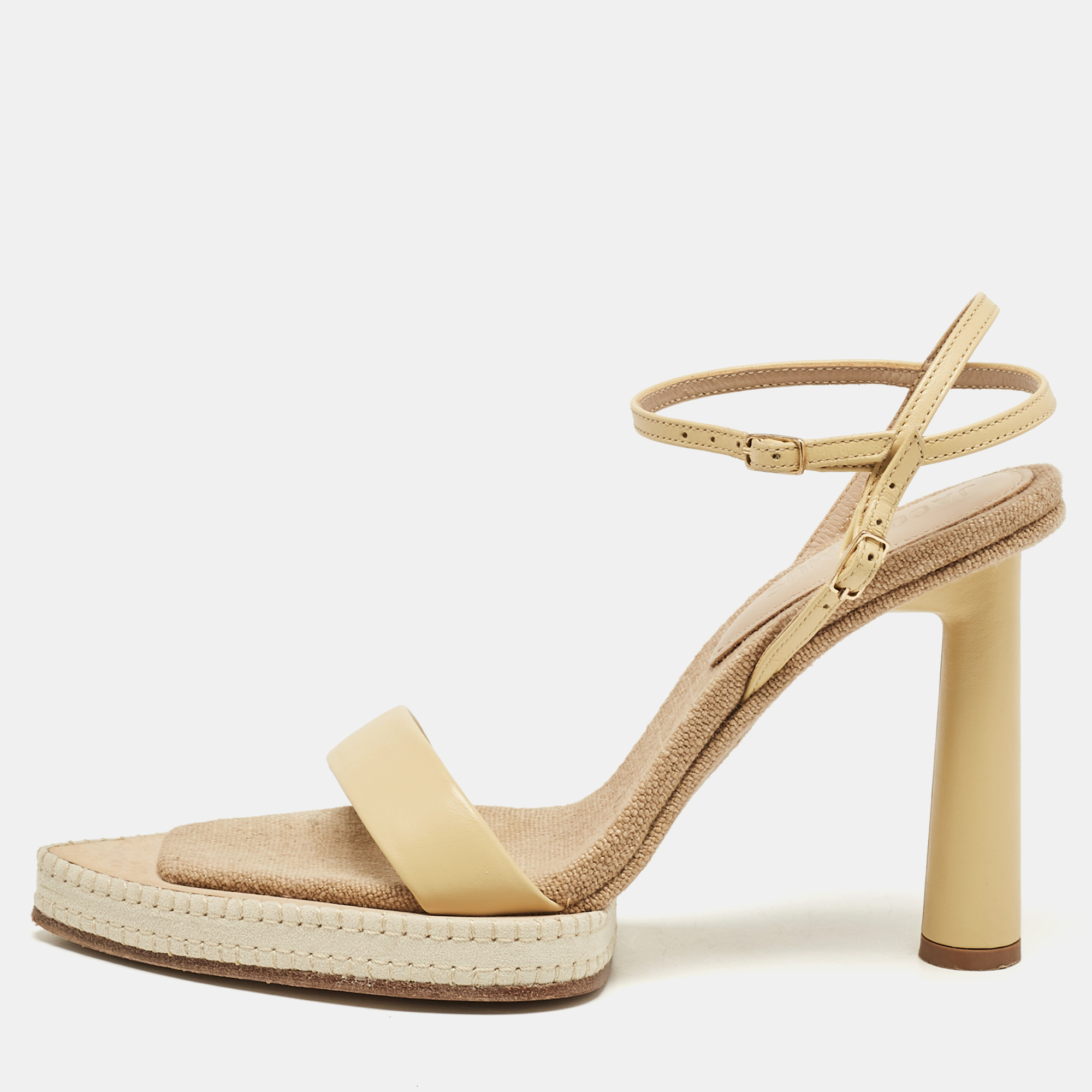 

Jacquemus Yellow Leather Novio Sandals Size