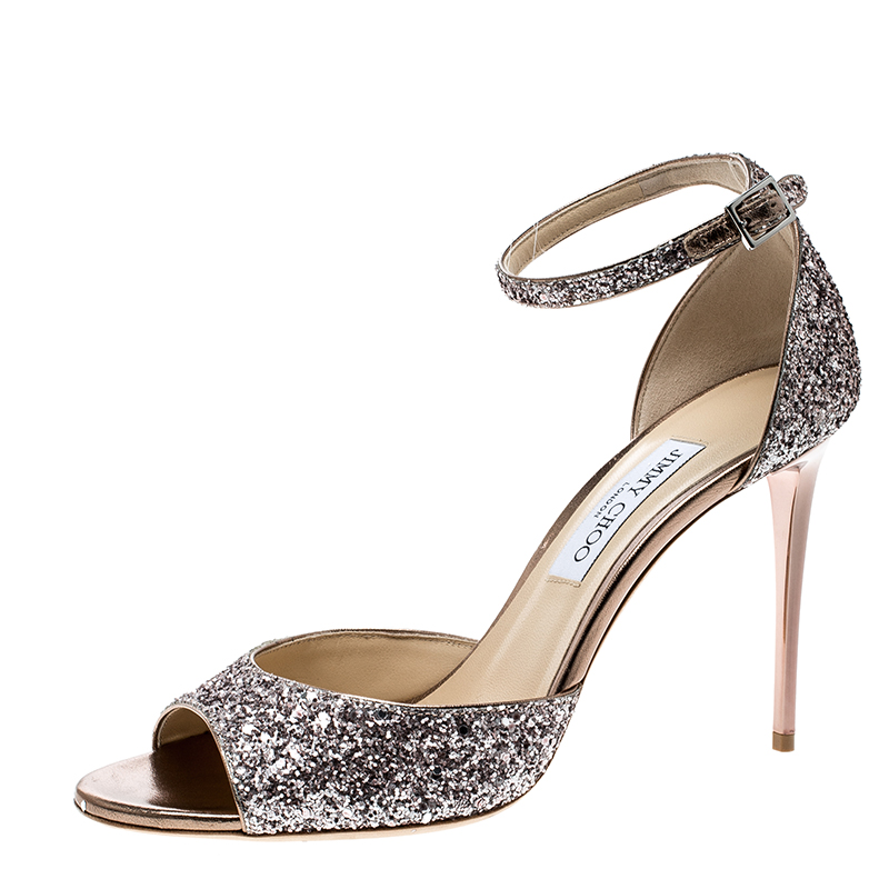 Pre Owned صندل جيمي تشو آني غليتر ميتاليك روس مقدمة مدببة بحزام للكاحل مقاس 40