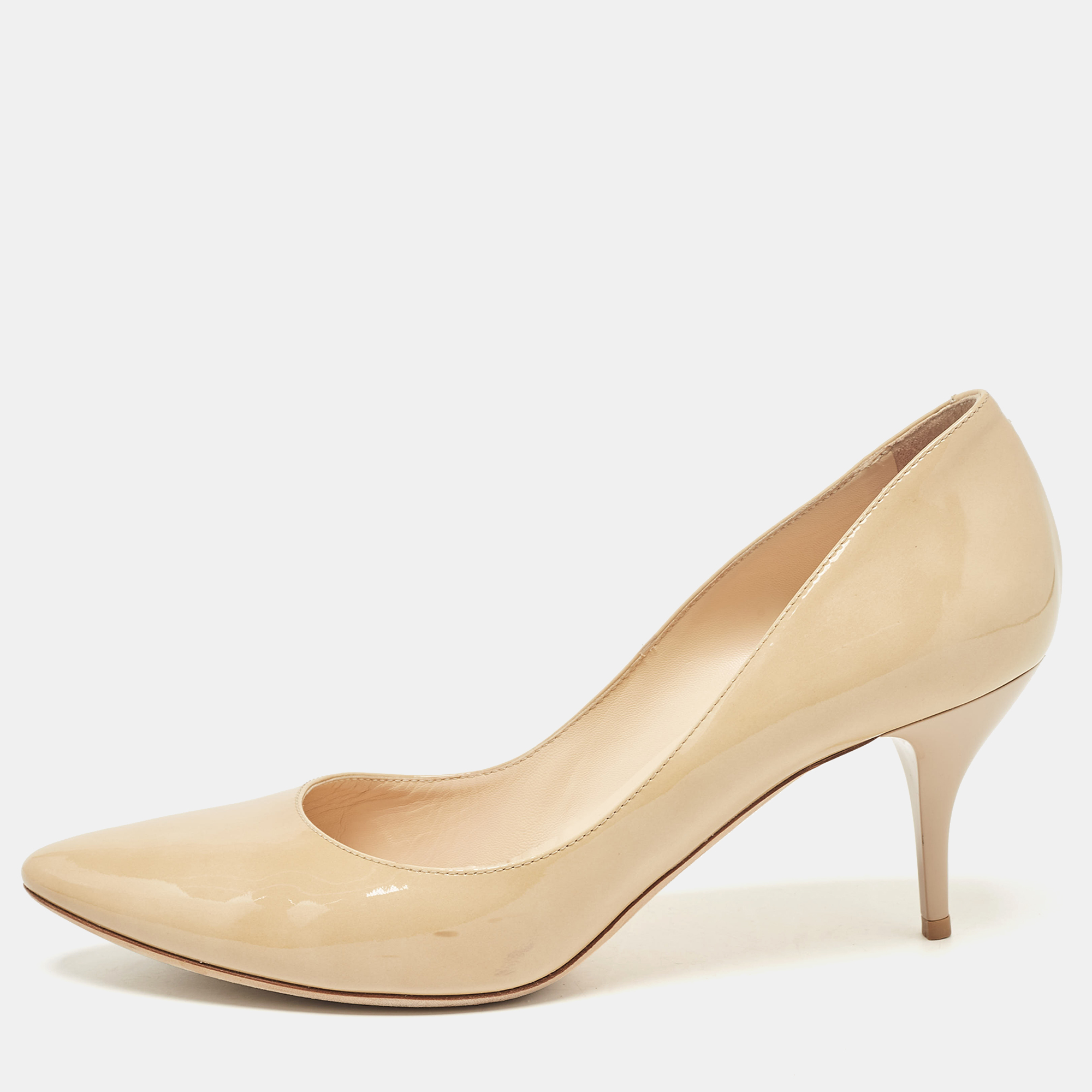 

Jimmy Choo Beige Patent Leather Pumps Size