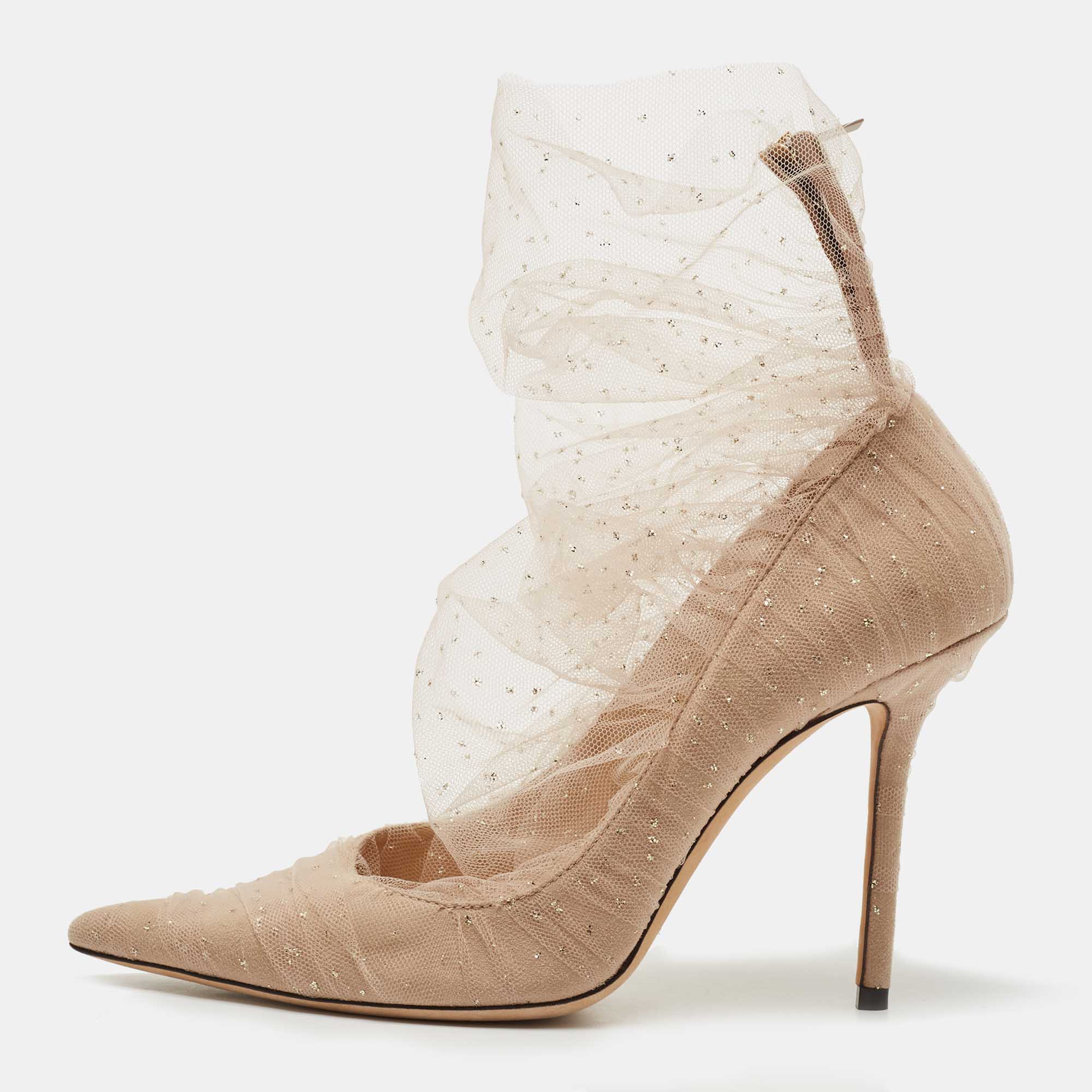 

Jimmy Choo Beige Lace and Suede Lavish Pumps Size