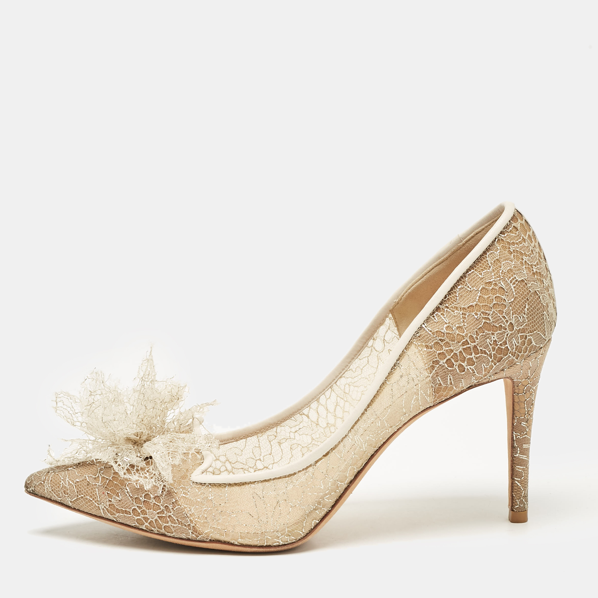 

Jimmy Choo Beige Lace Floral Applique Pumps Size