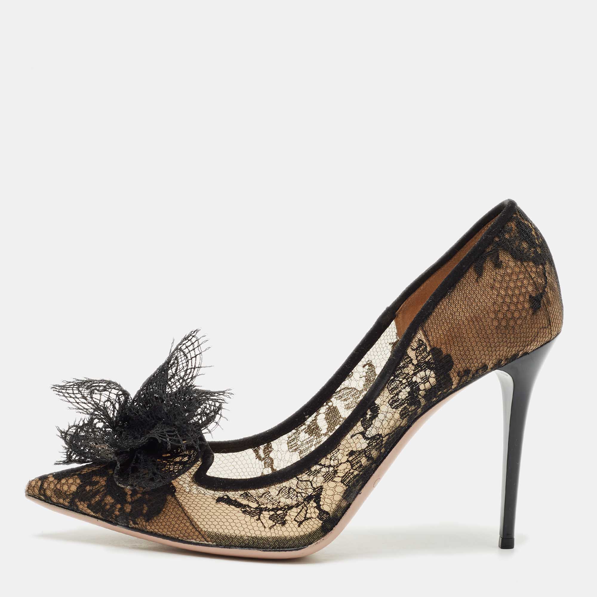 

Jimmy Choo Black Lace Duchess Pointed Toe Pumps Size