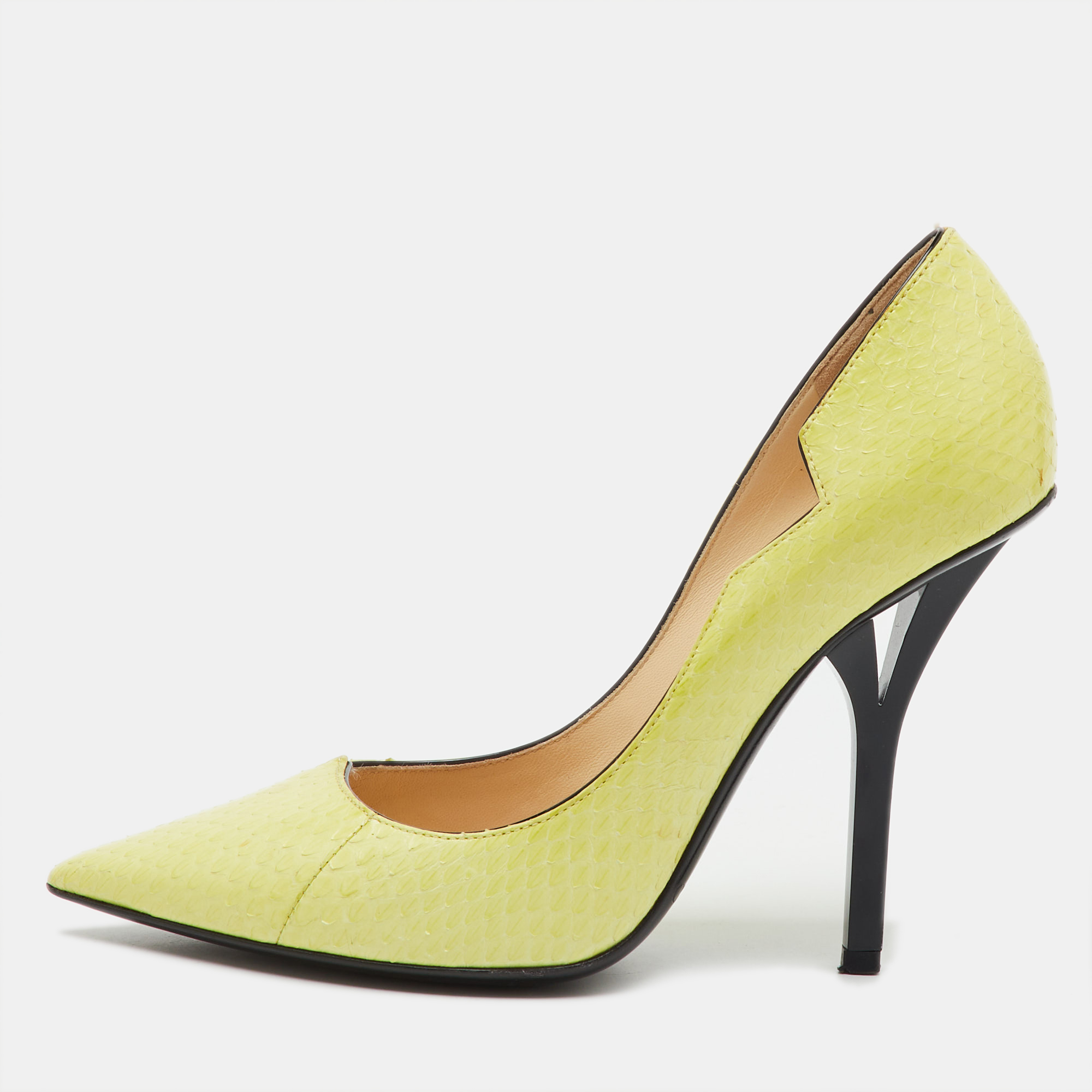 

Jimmy Choo Lemon Yellow Elaphe Pumps Size