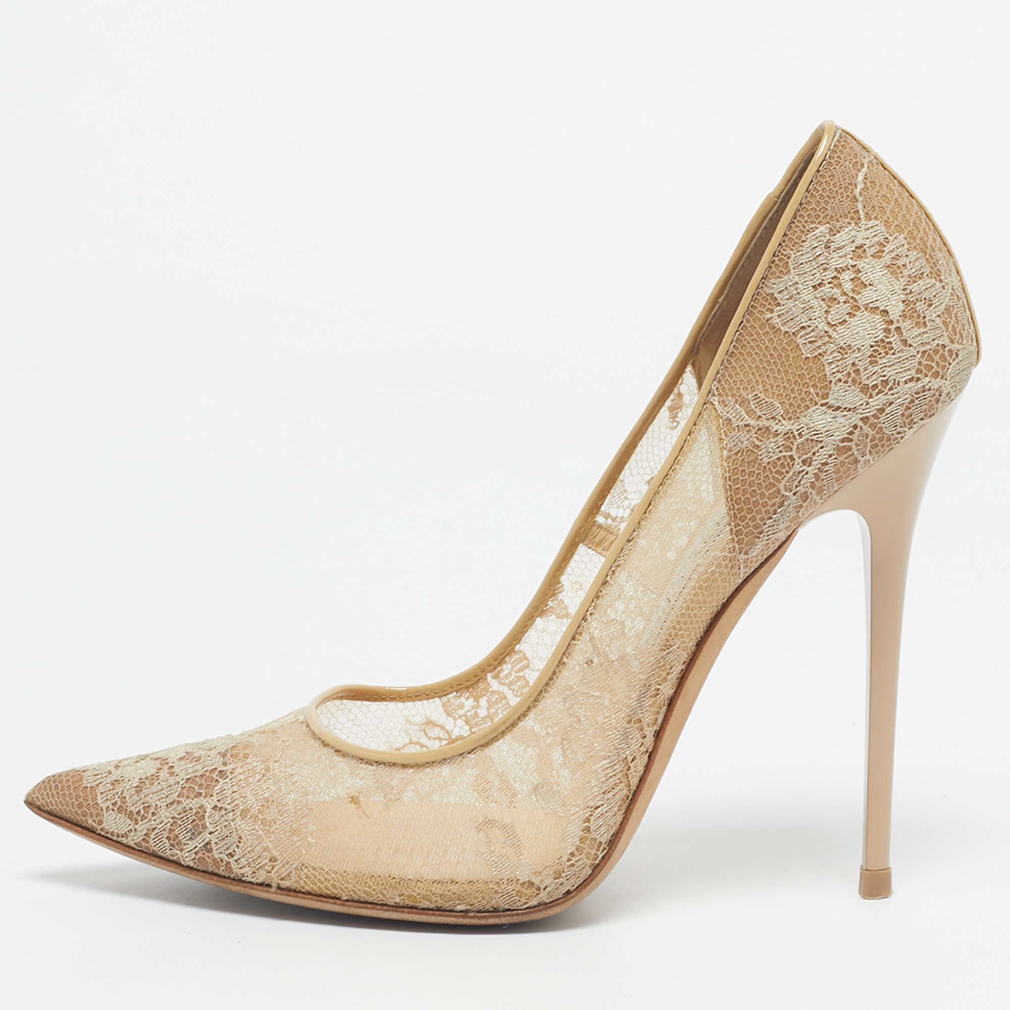 

Jimmy Choo Beige Lace Abel Pumps Size