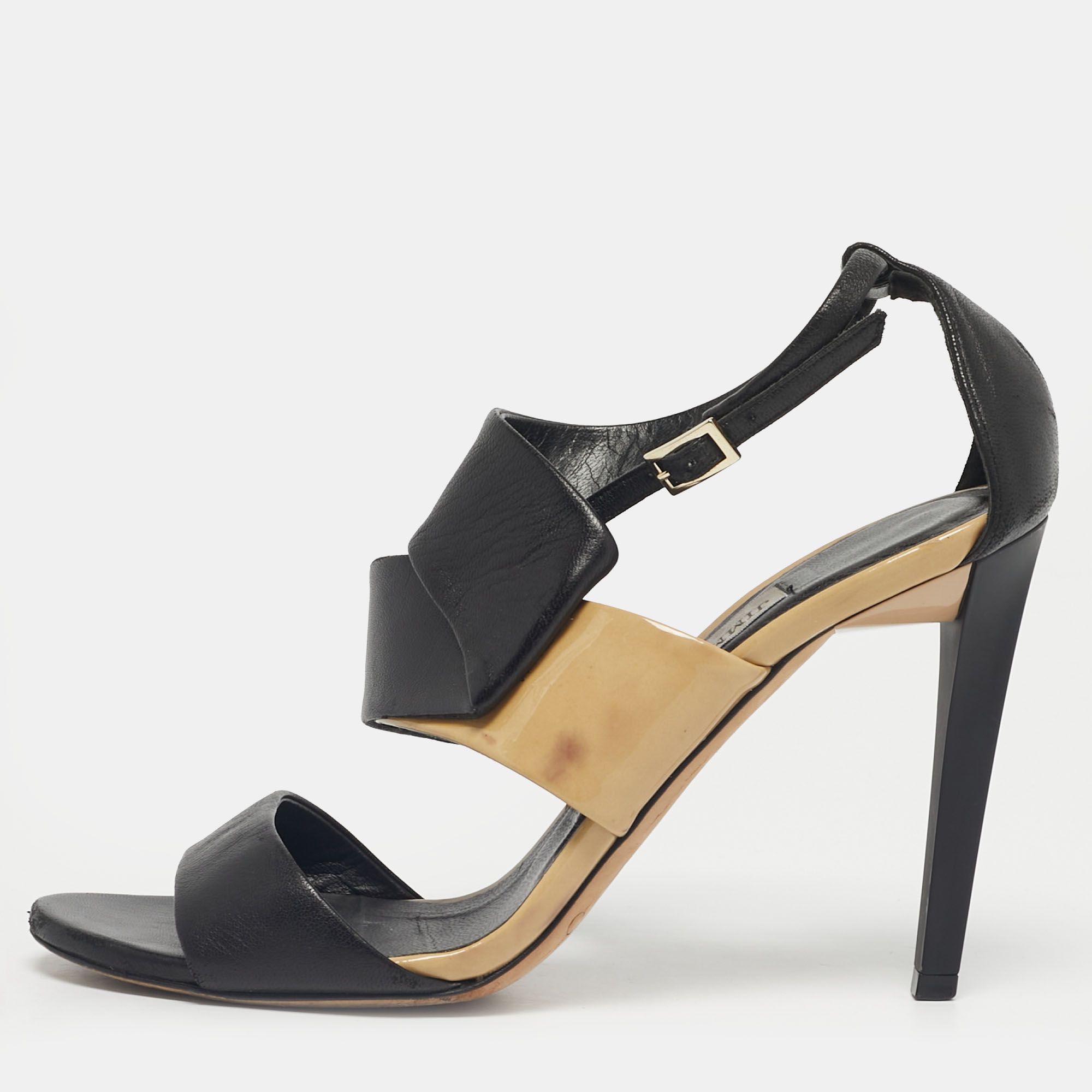 

Jimmy Choo Black Patent and Leather Trapeze Ankle Strap Sandals Size