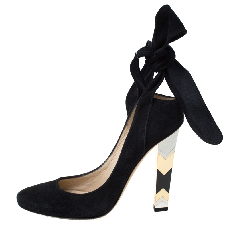 

Jimmy Choo Black Suede Ankle Wrap Pointed Toe Pumps Size