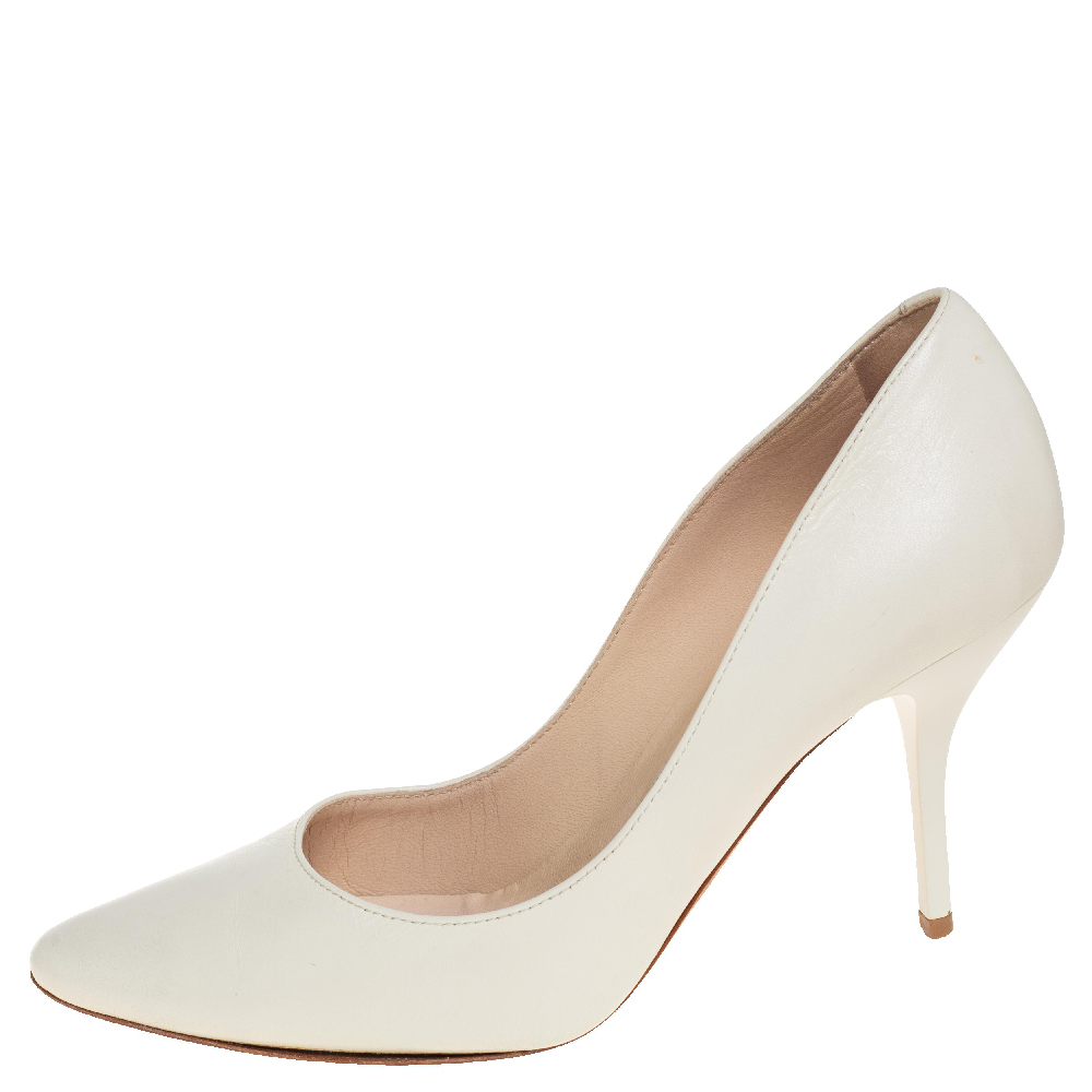 

Jimmy Choo Cream Leather Gilbert Pumps Size