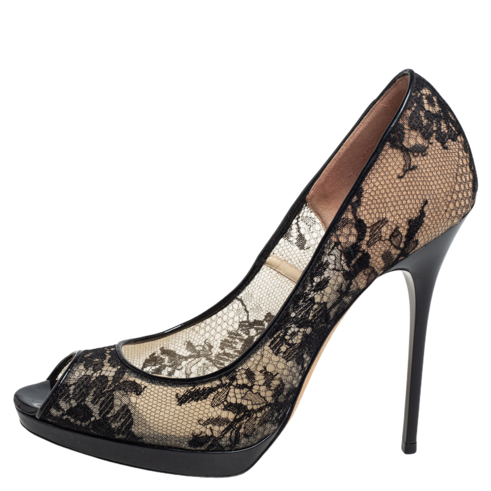 

Jimmy Choo Lace And Patent Leather Luna Pumps Size, Black