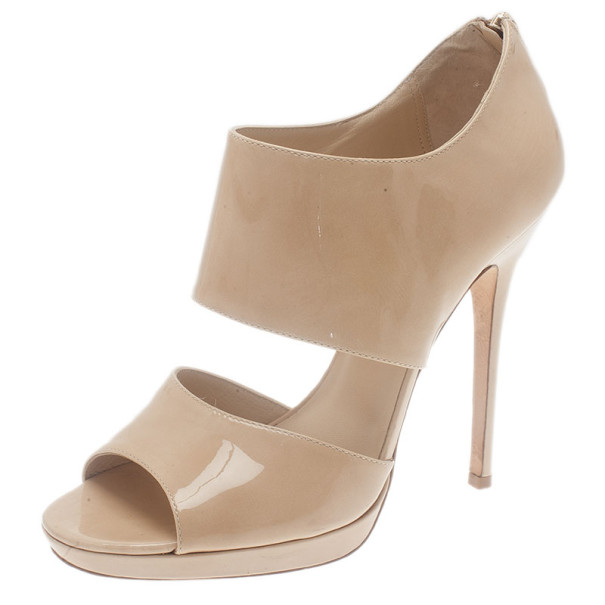 مملوكة مسبقًا صندل جيمي تشو برايفت جلد بيج لامع مقاس 39