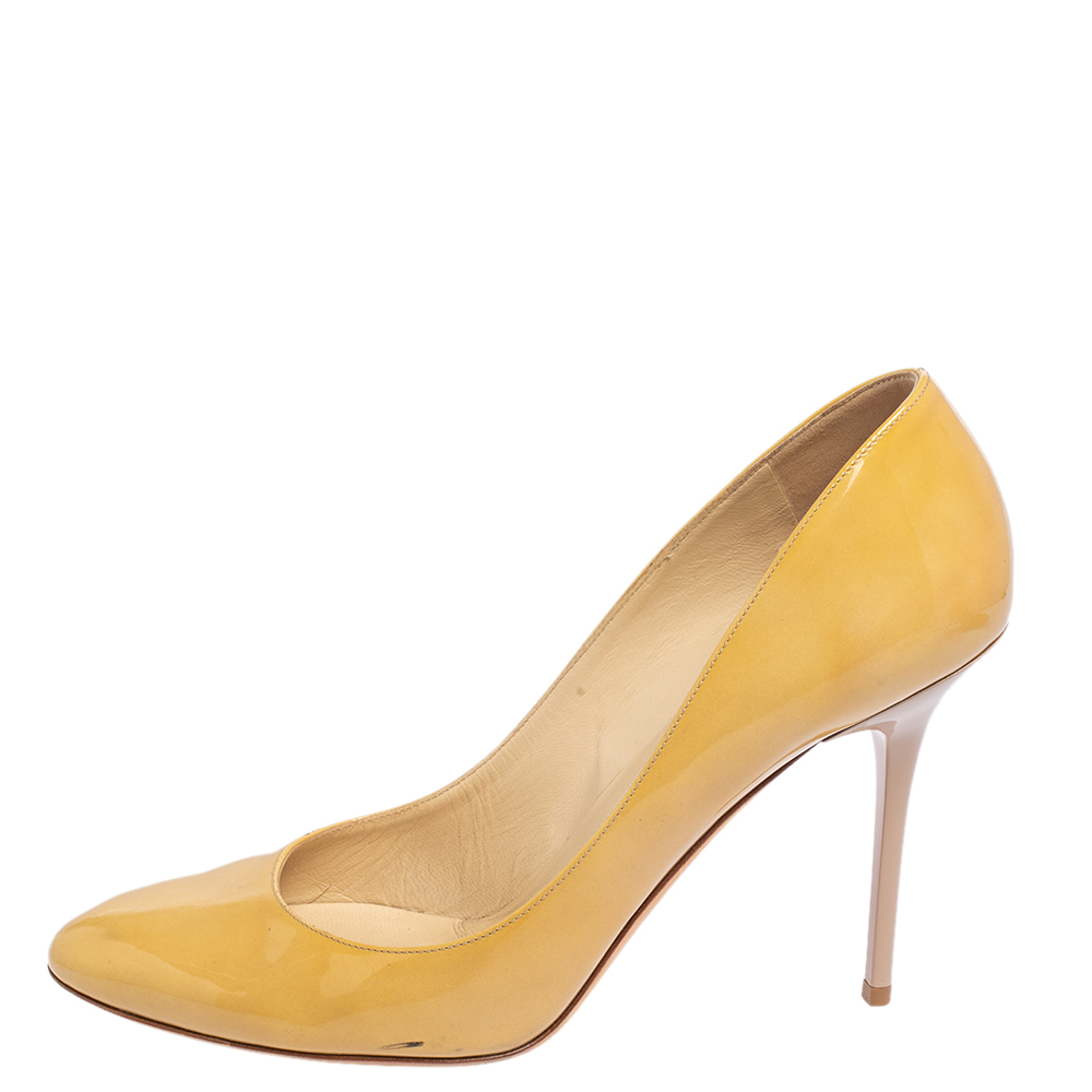 

Jimmy Choo Light Yellow Patent Leather Bridget Round Toe Pumps Size