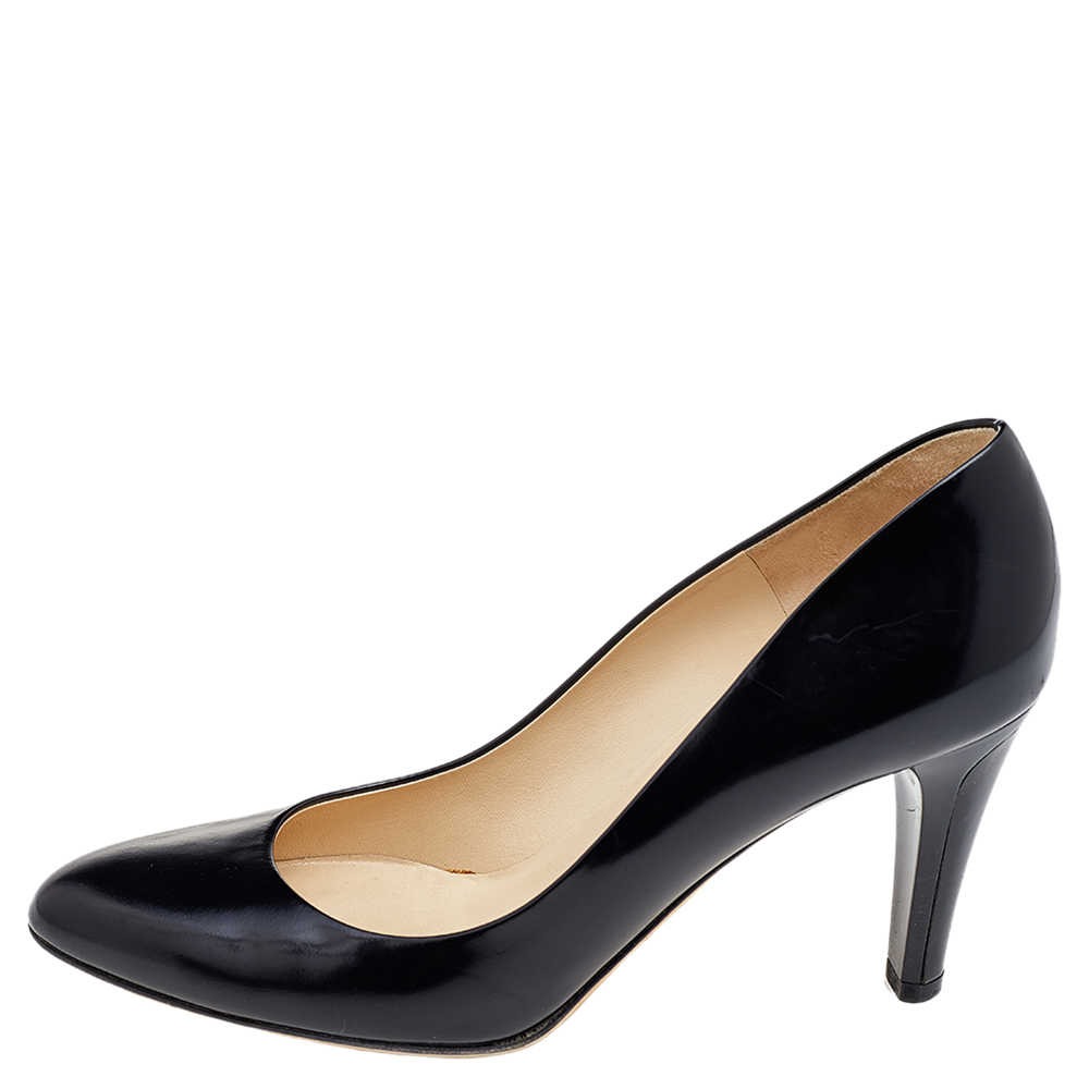 

Jimmy Choo Black Leather Pointed Toe Pumps Size