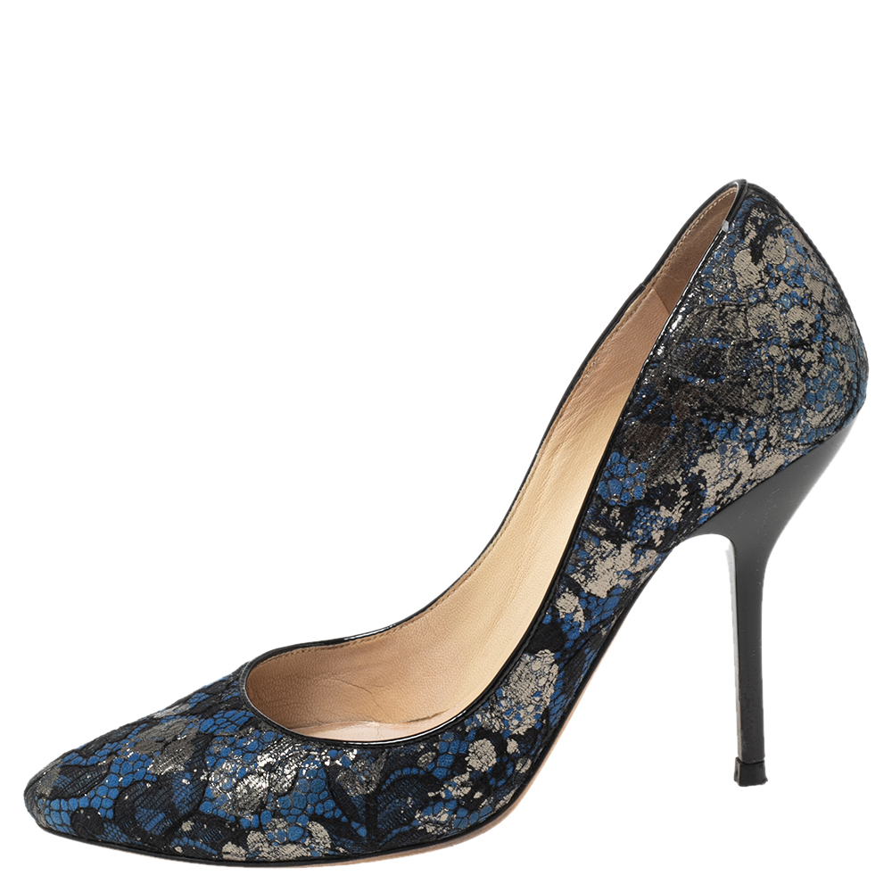 

Jimmy Choo Blue/Black Suede And Lace Round Toe Pumps Size