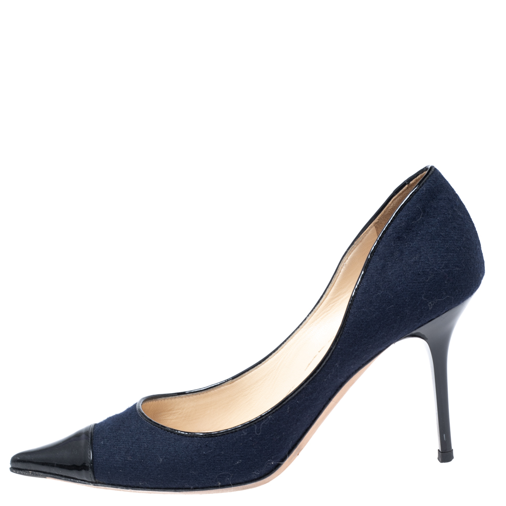 

Jimmy Choo Navy Blue/Black Fabric and Patent Leather Cap Pointed-Toe Romy Pumps Size