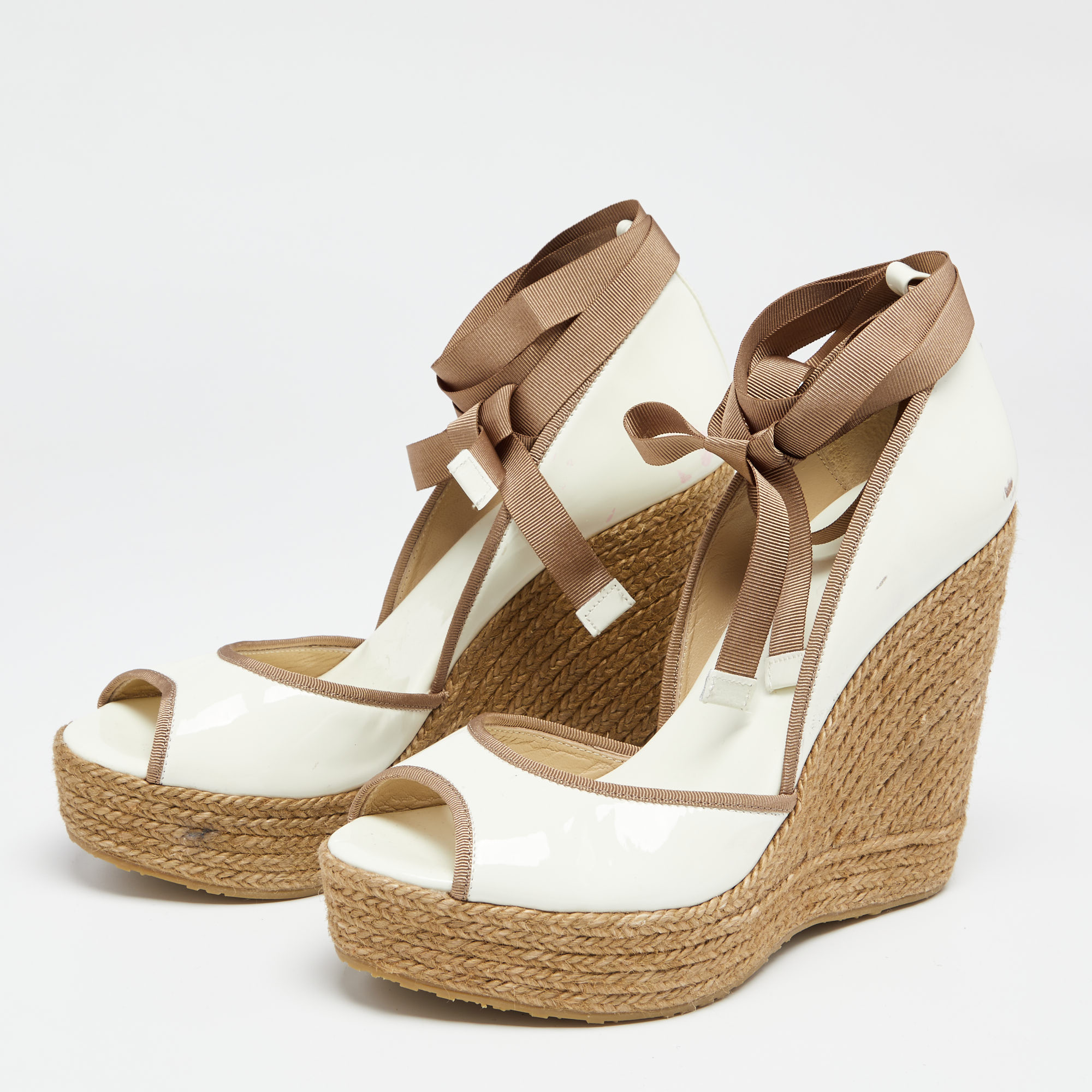 

Jimmy Choo White/Brown Patent Leather and Jute Ankle Wrap Wedge Sandals Size