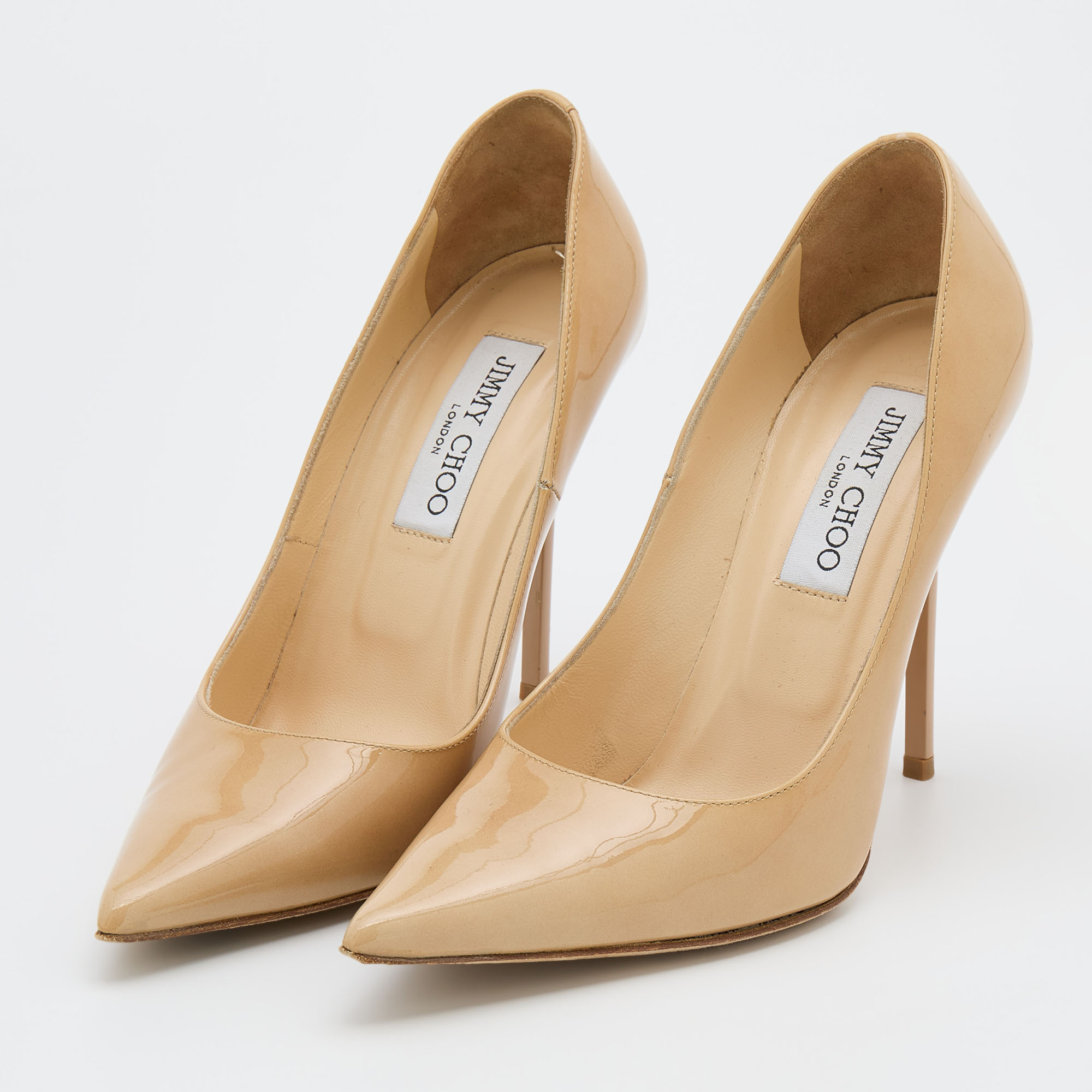 

Jimmy Choo Beige Patent Leather Love Pointed Toe Pumps Size