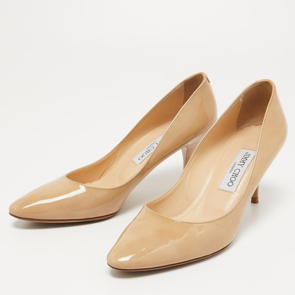 

Jimmy Choo Beige Patent Leather Pumps Size