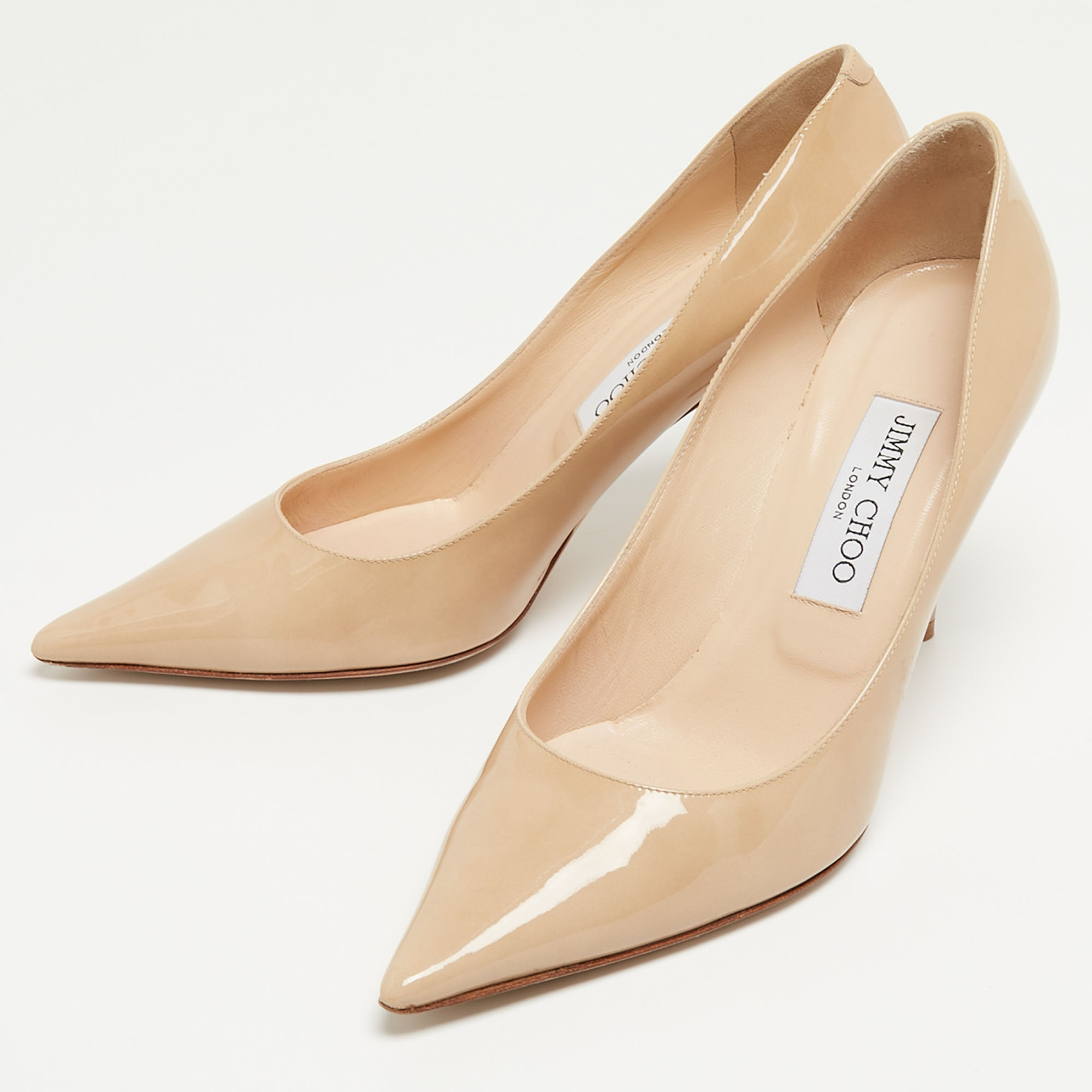 

Jimmy Choo Beige Patent Leather Love Pumps Size