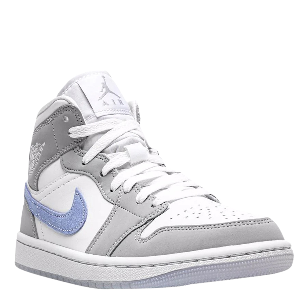 

Jordan WMNS Jordan 1 Mid Wolf Grey Aluminum Sneakers Size US 6W (EU, Blue