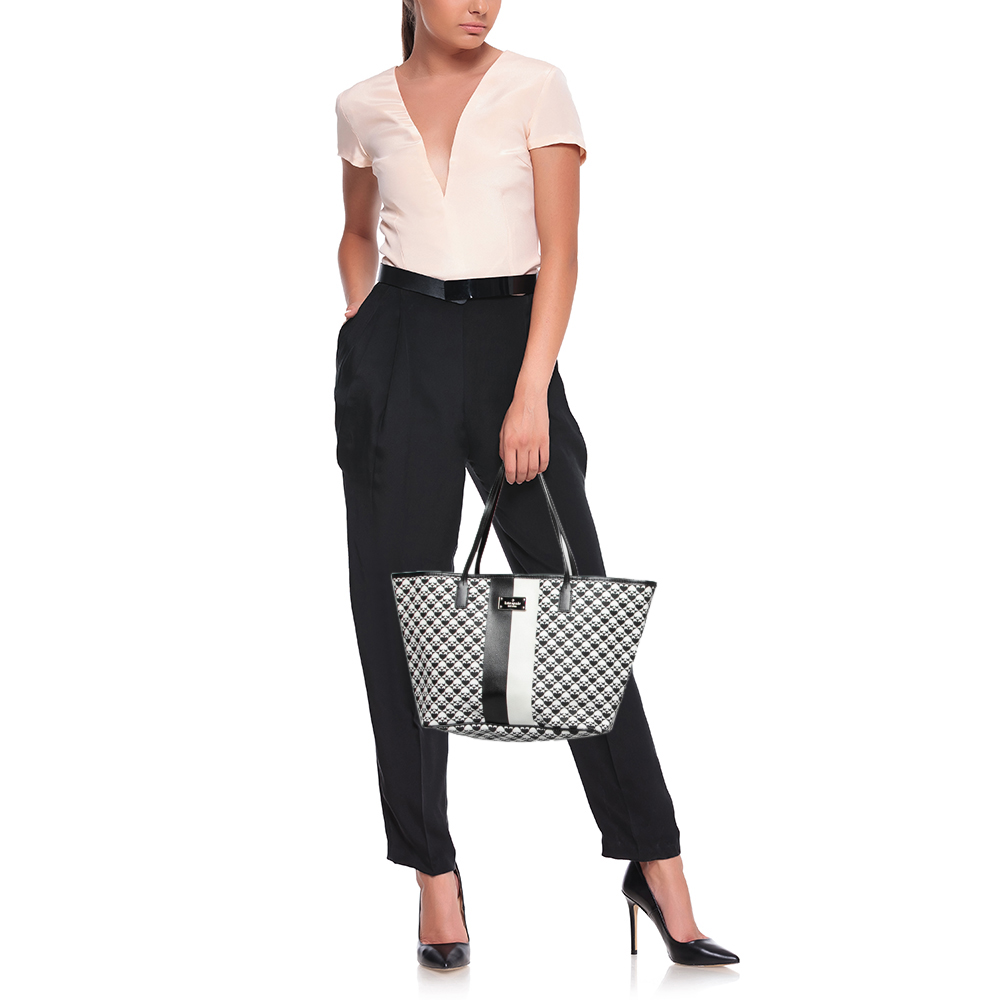 

Kate Spade Black/White Coated Canvas Margareta Penn Place Tote