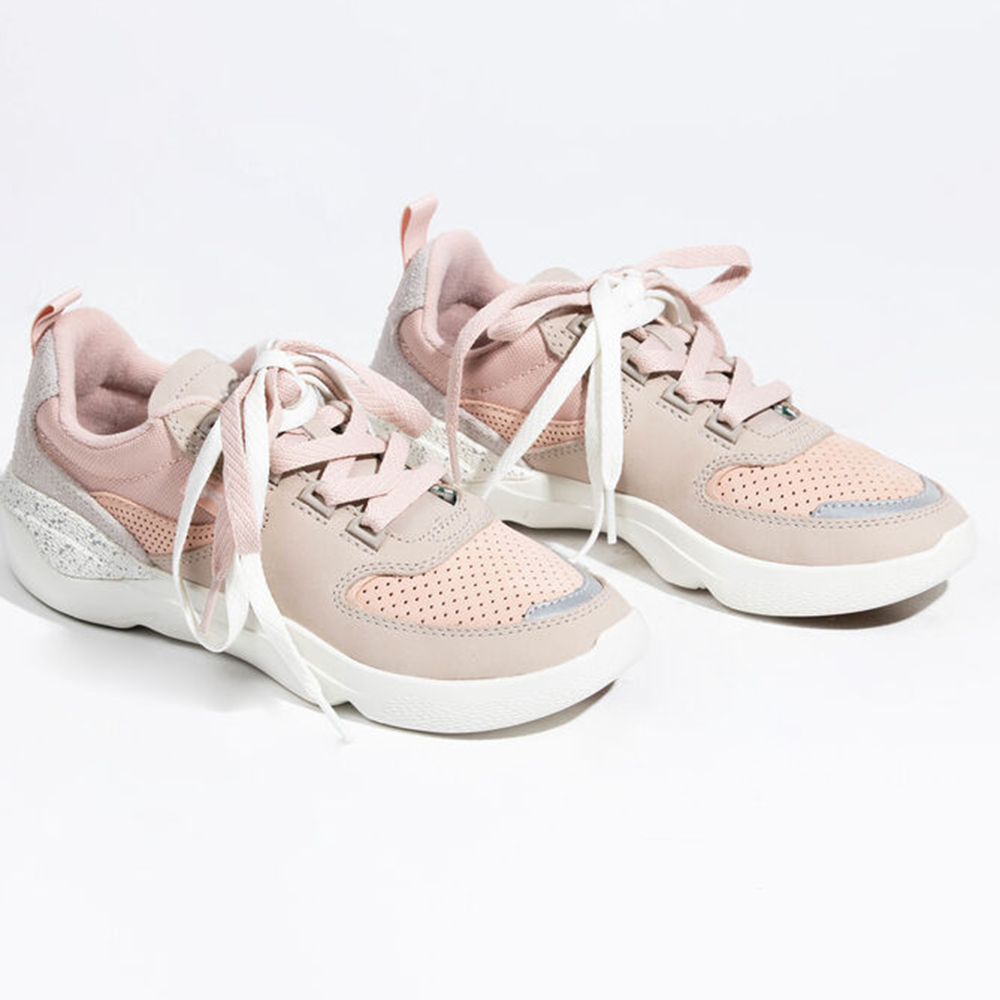 

Lacoste Pink Wildcard 319 Sneakers Size  (Available for UAE Customers Only