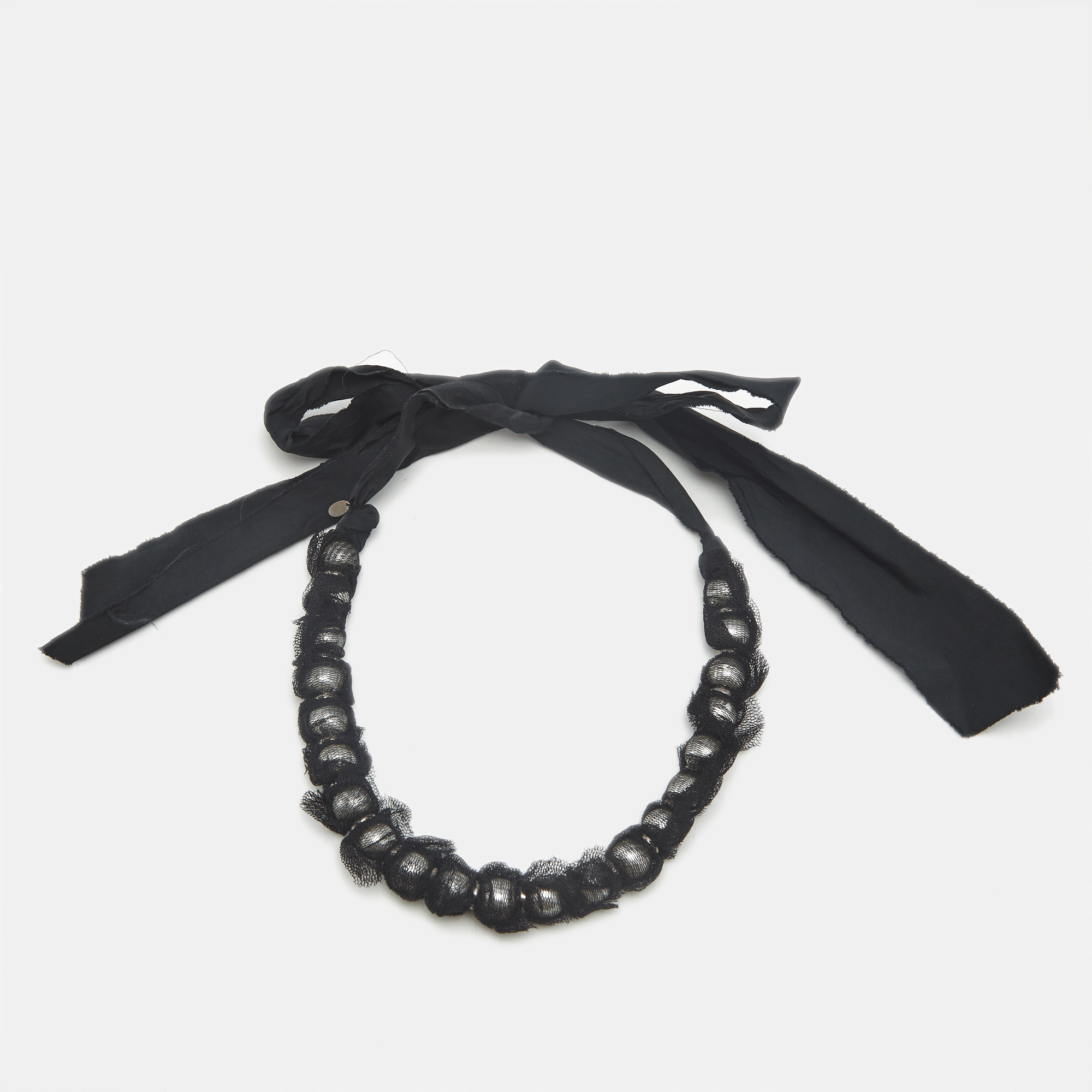 

Lanvin Faux Pearl Fabric Silver Tone Necklace