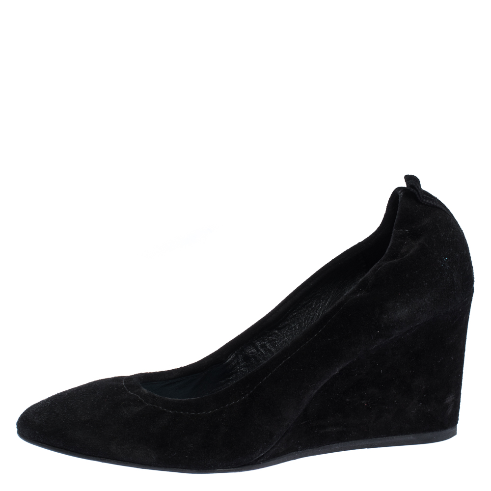 

Lanvin Black Suede Scrunch Wedge Pumps Size